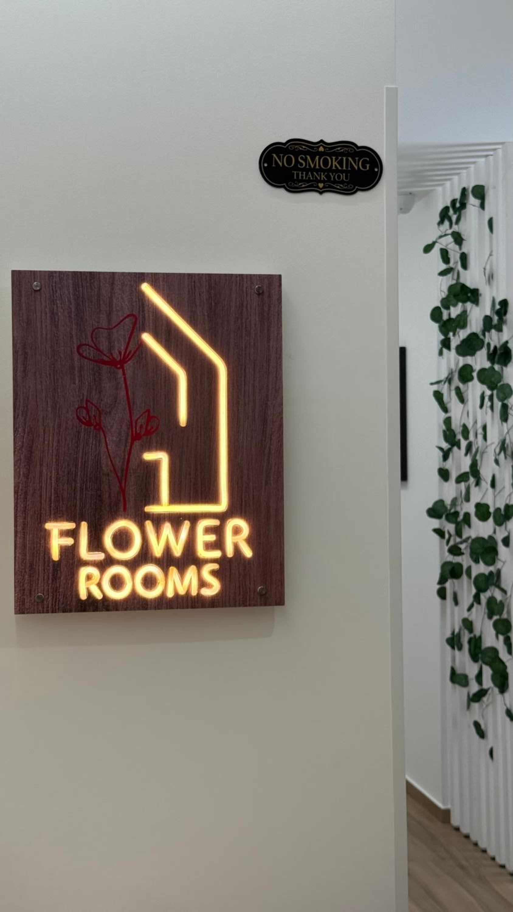 Flower rooms Palermo