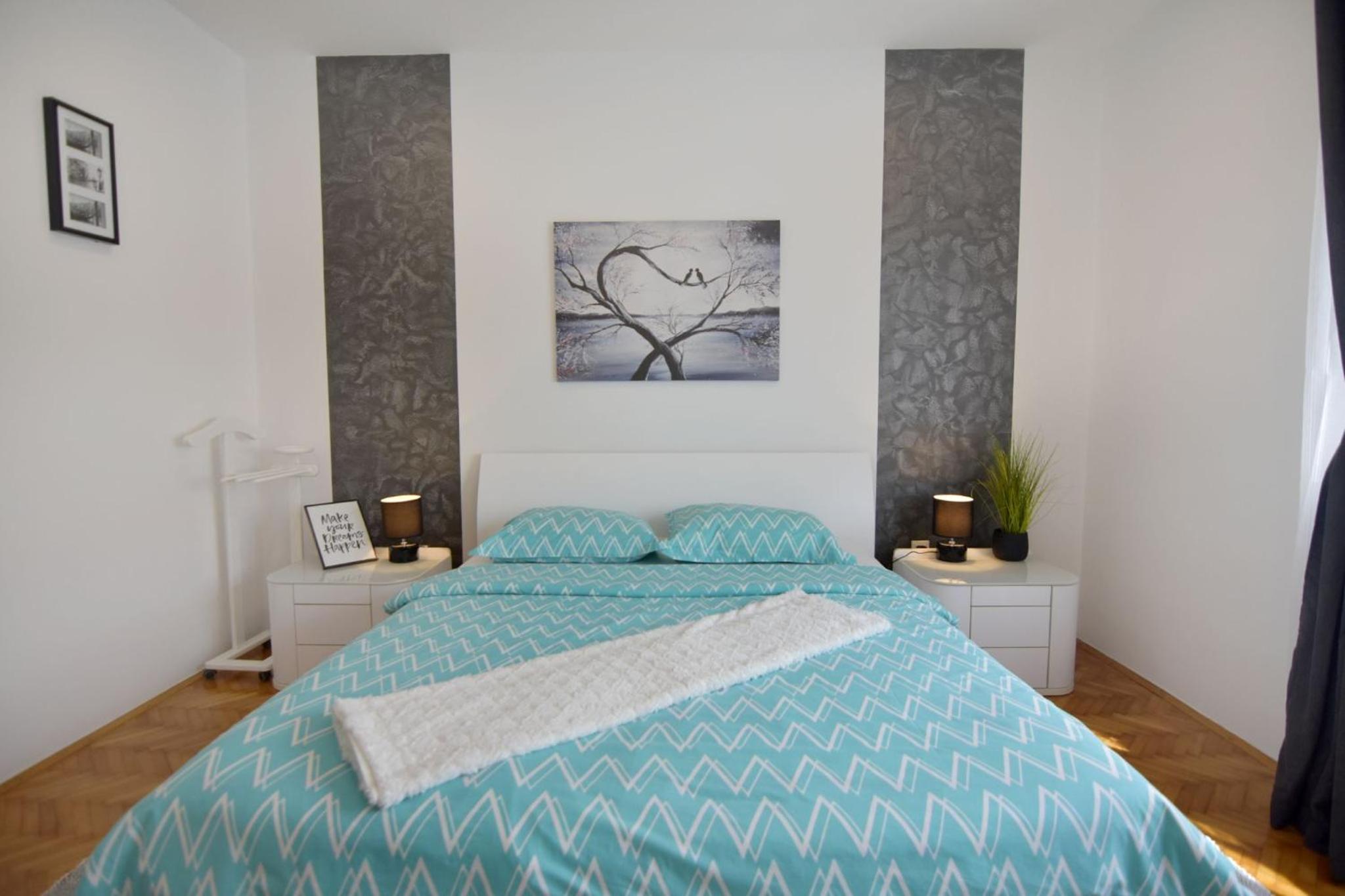 Spacious apartment in Umag with garden