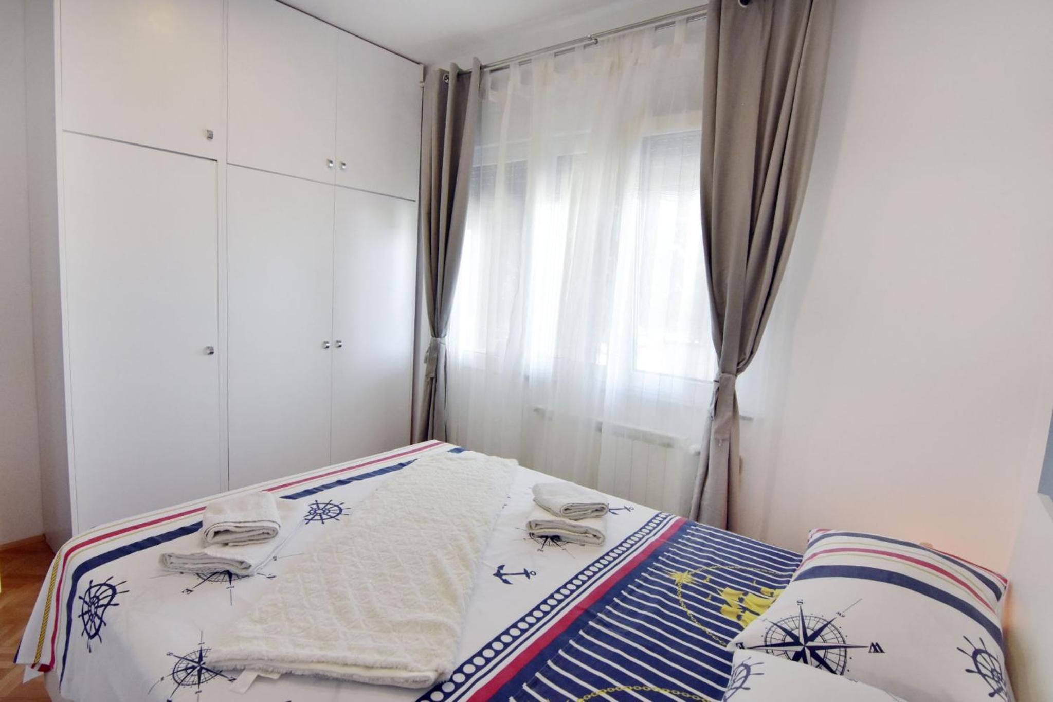 Spacious apartment in Umag with garden