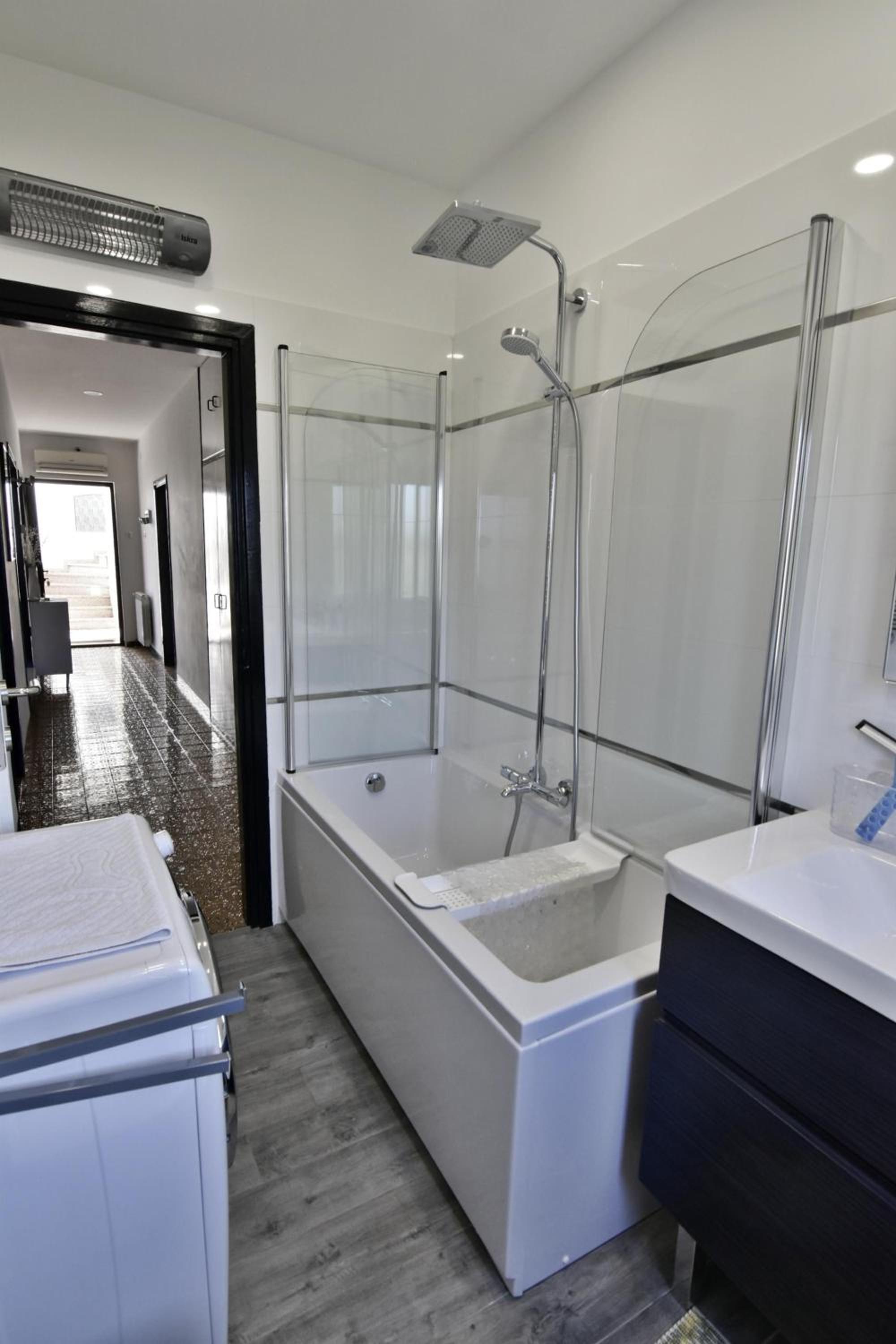 Spacious apartment in Umag with garden