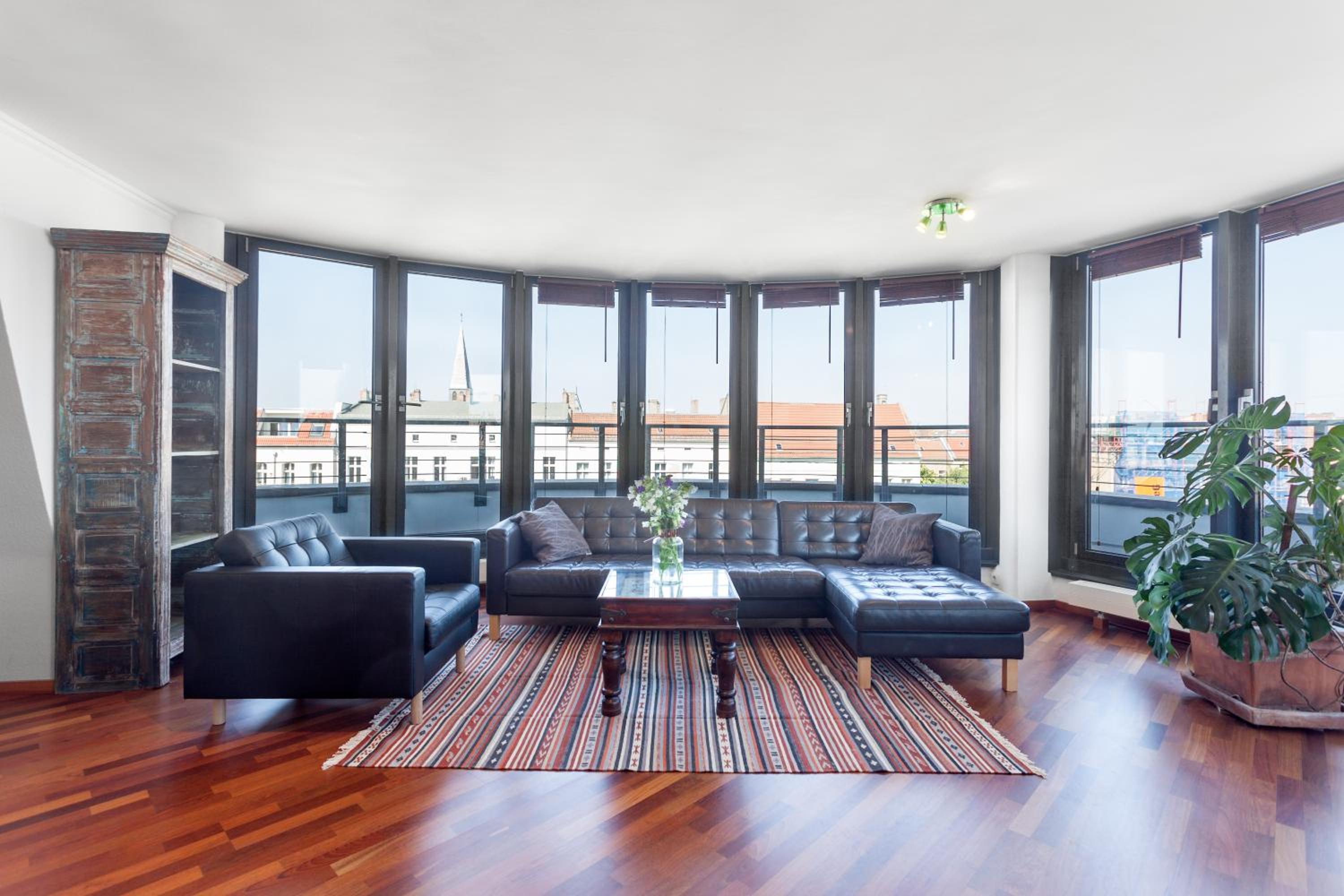 The Danziger, 2 unique roof top units in PrenzlauerBerg, group & family friendly, from 2 up to 7 Guests
