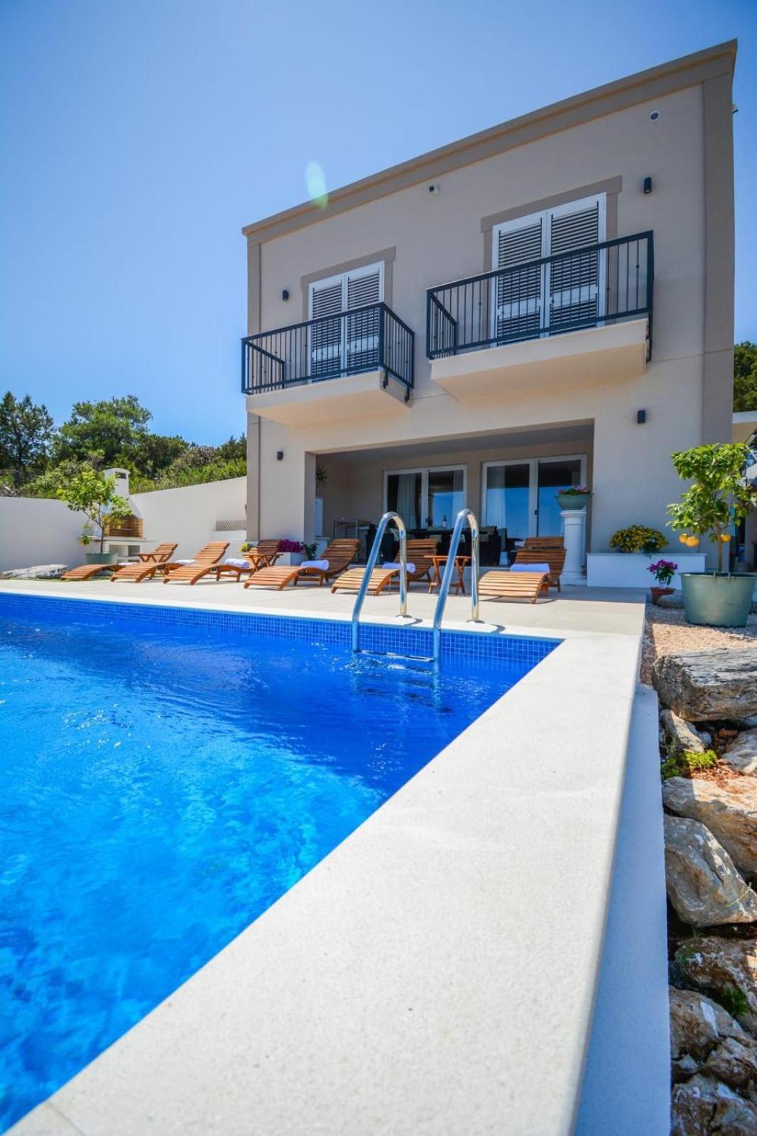 Villa Olea Mare ZadarVillas