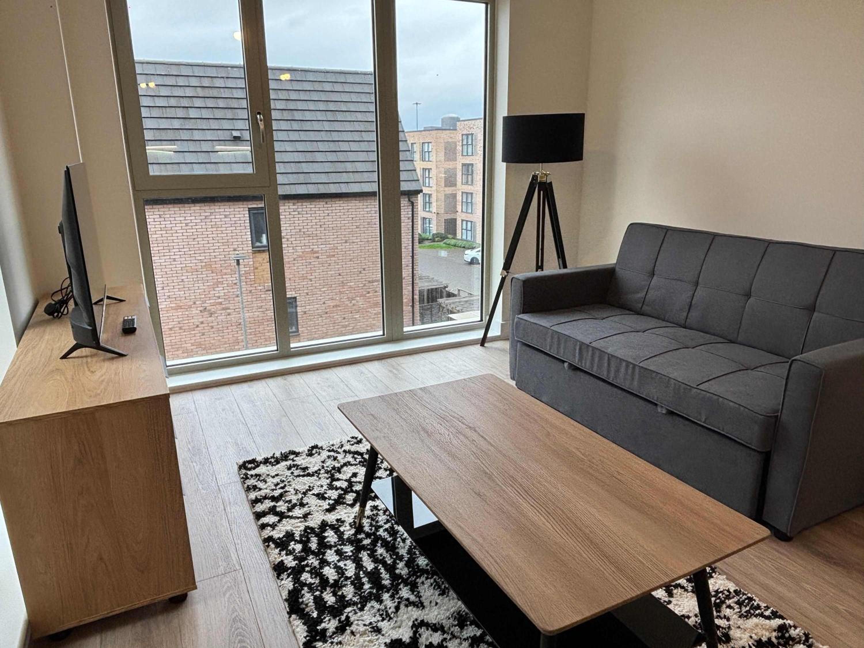 BrandNew 2Bedroom Apartment with Parking, Sleeps 5