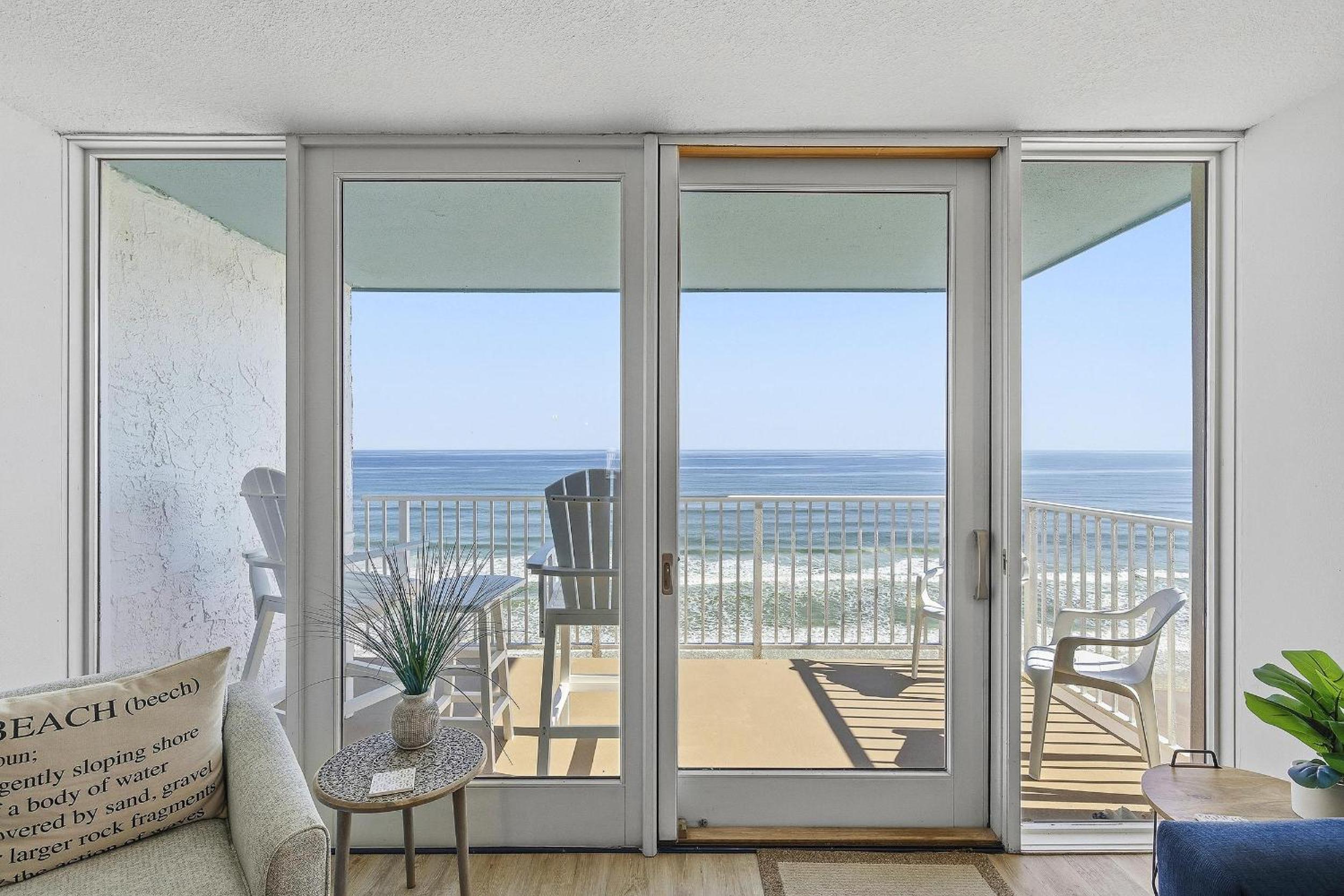 Smyrna Beach Club 815B