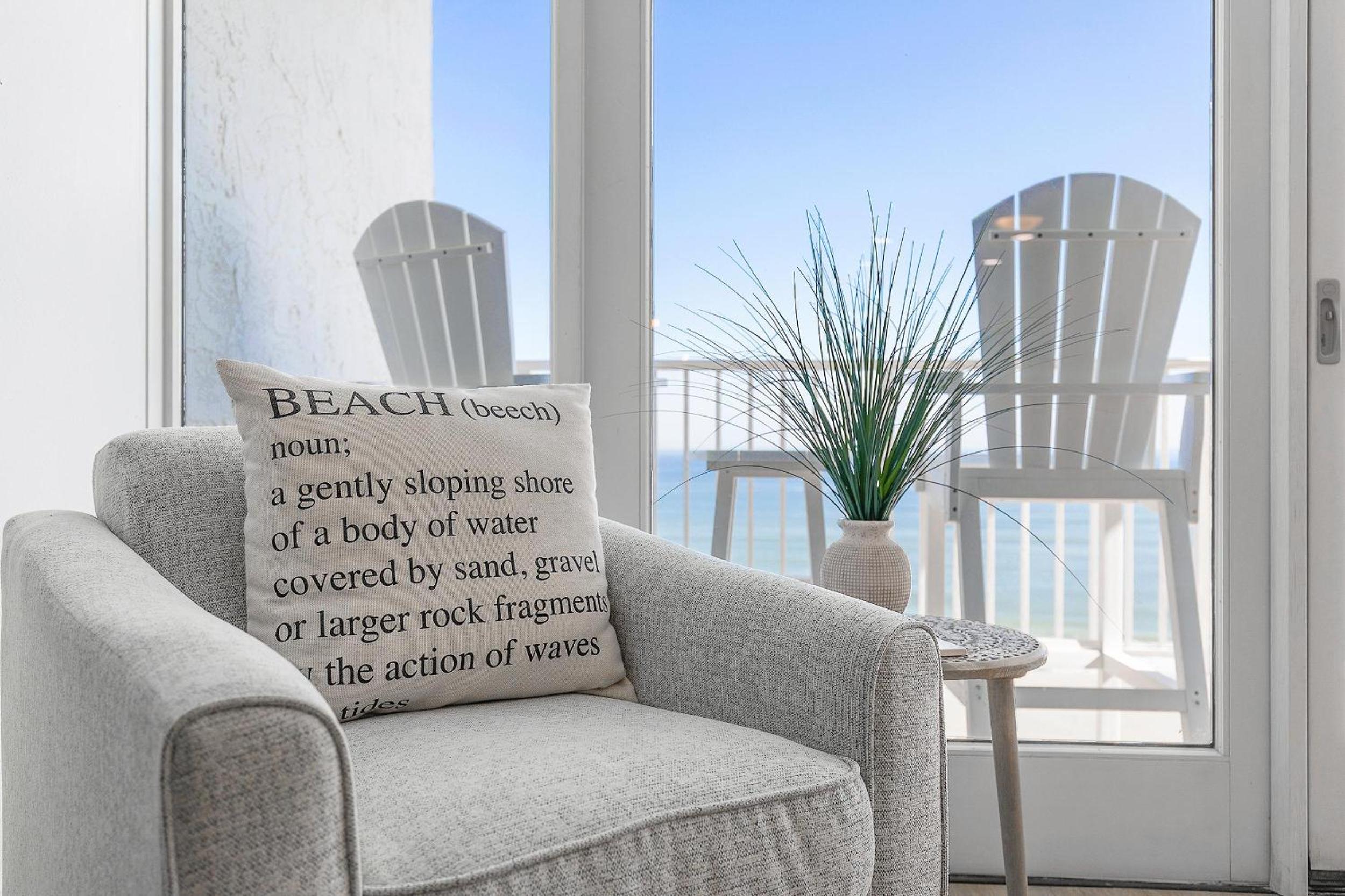 Smyrna Beach Club 815B