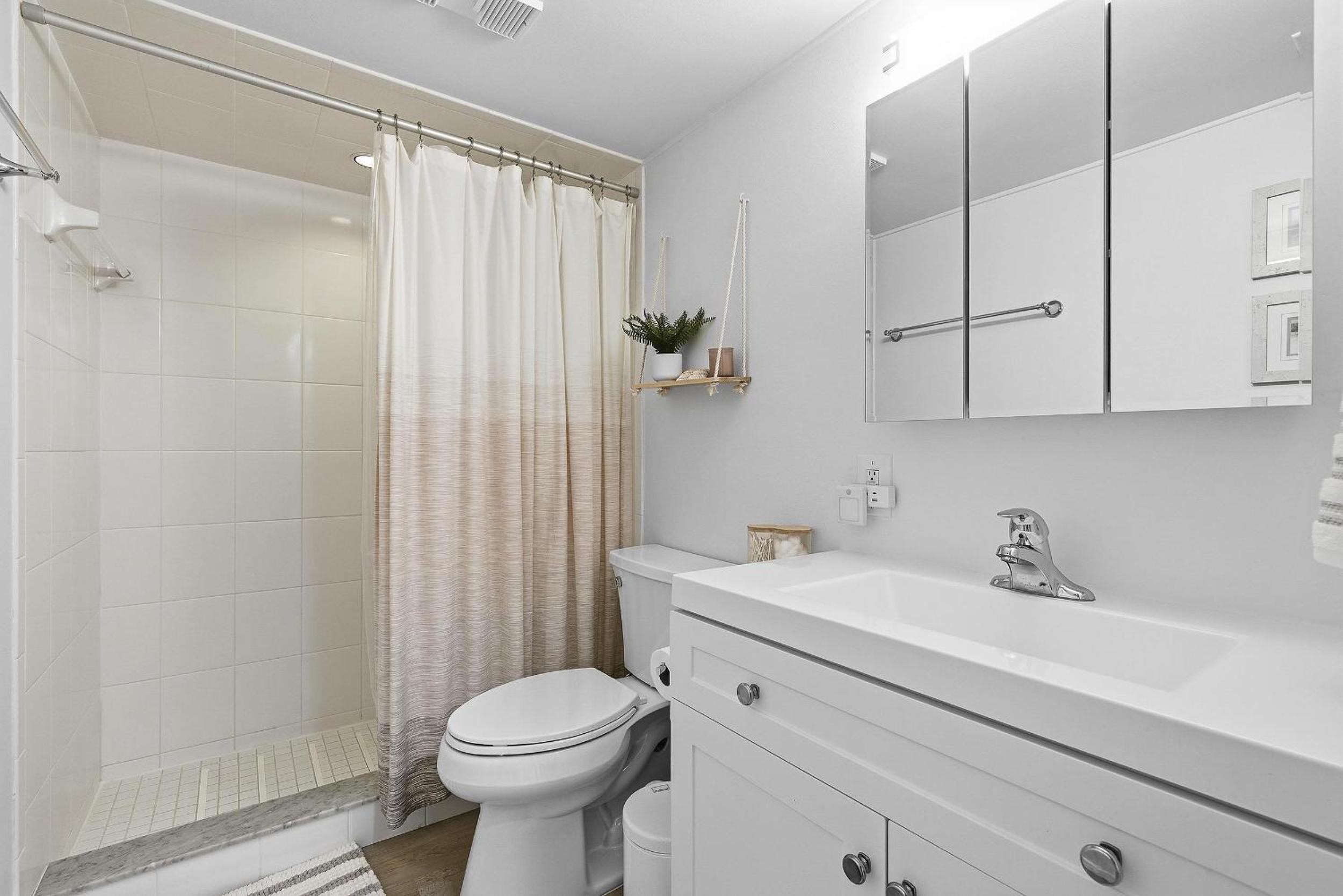 Smyrna Beach Club 815B