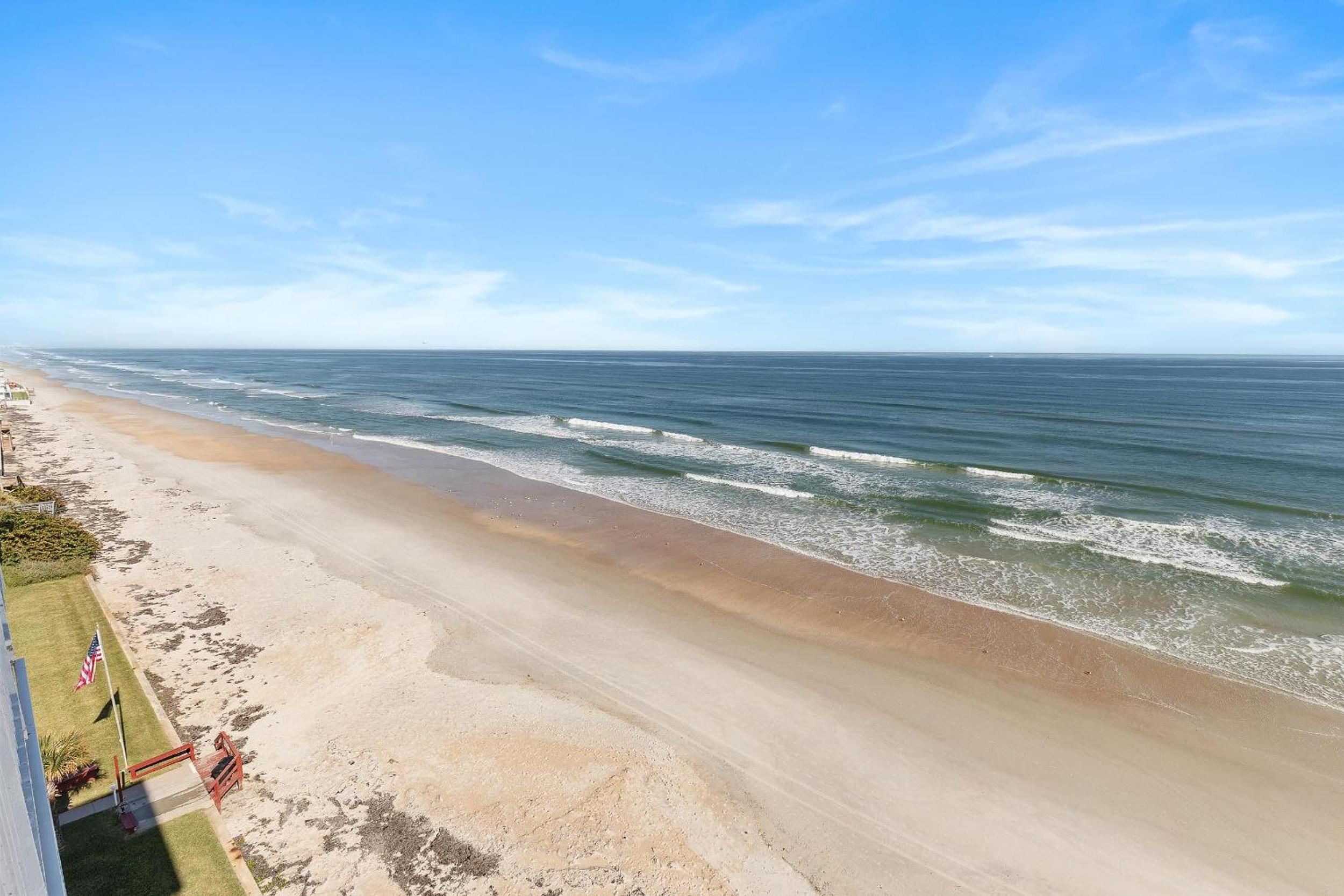 Smyrna Beach Club 815B