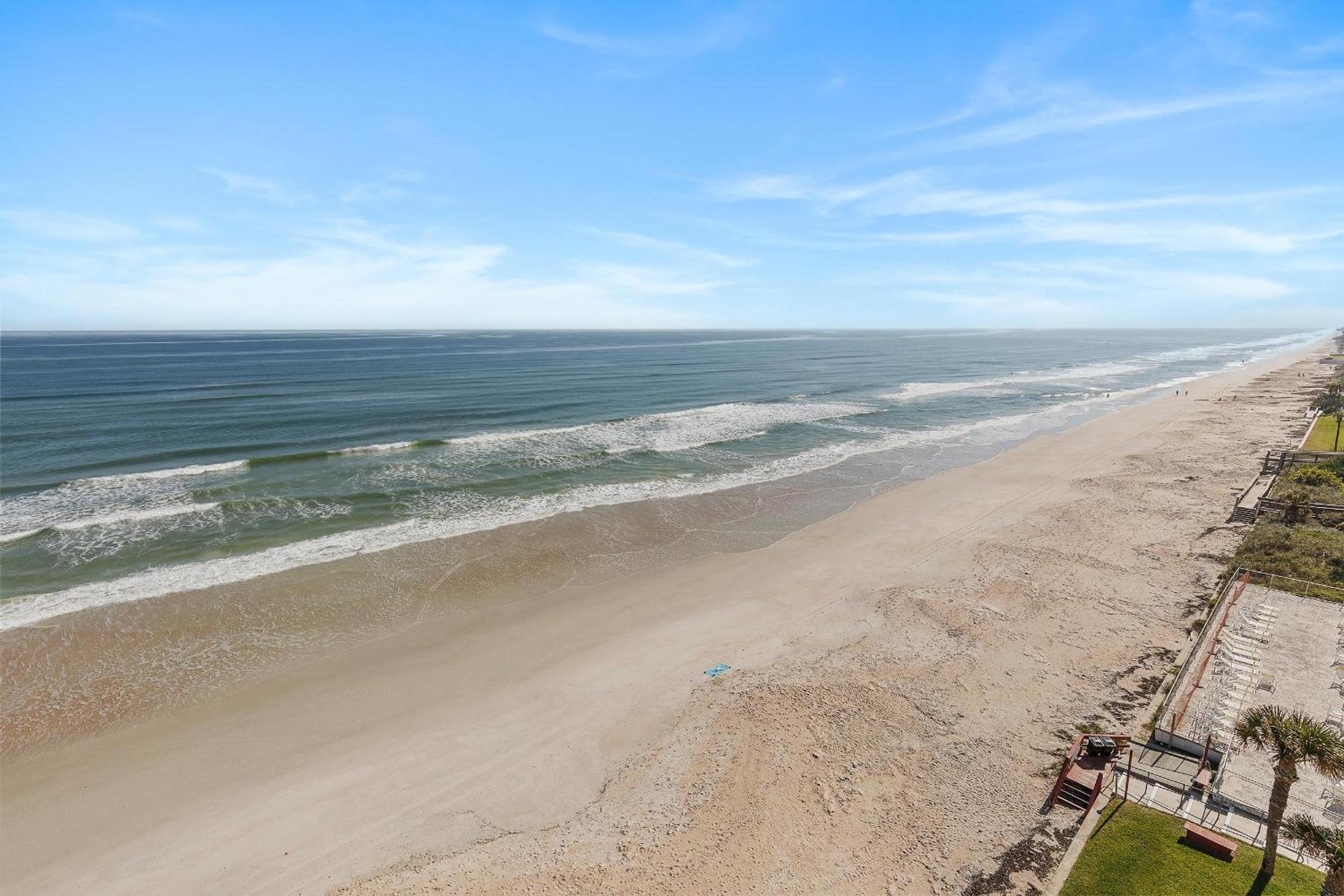 Smyrna Beach Club 815B