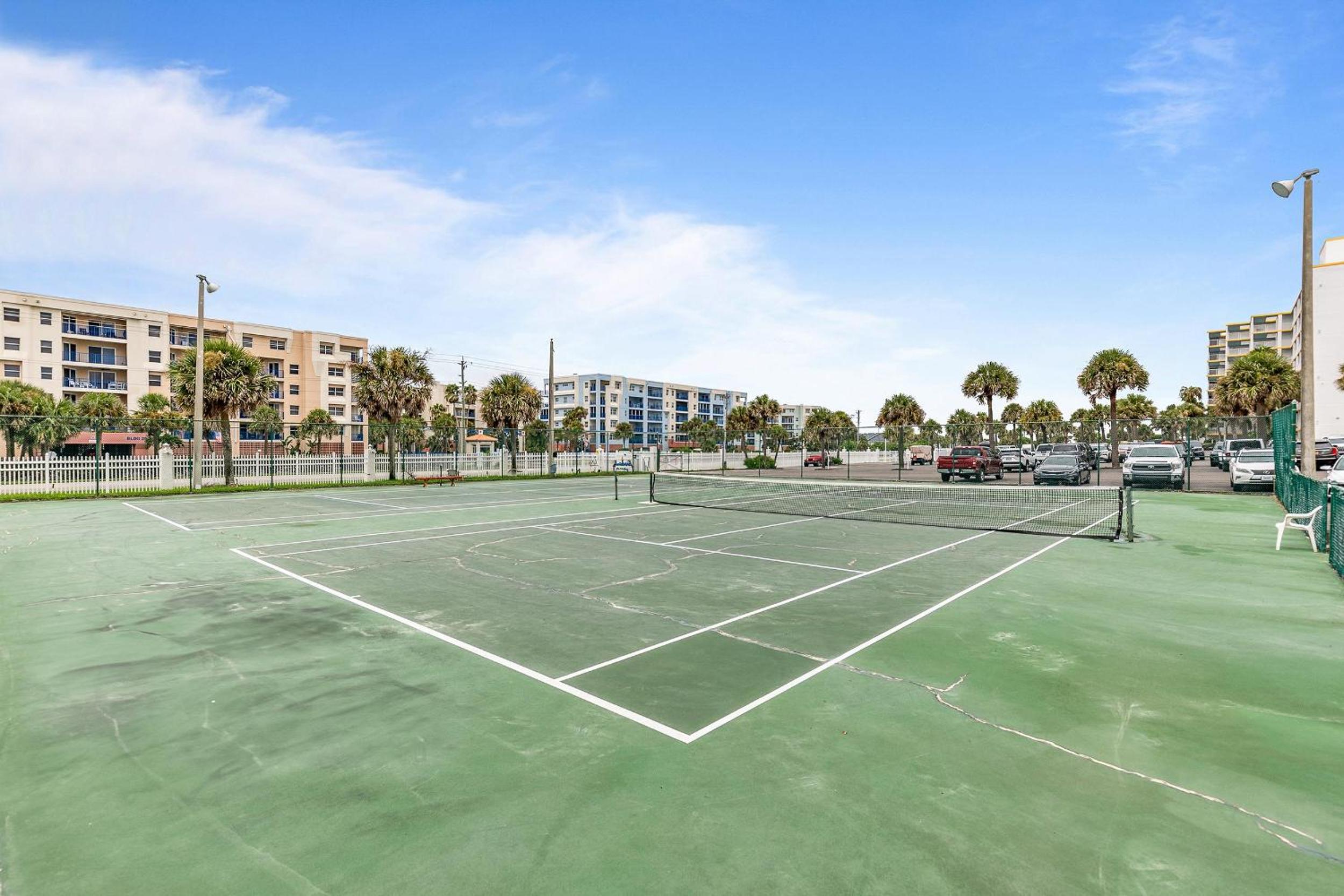 Smyrna Beach Club 815B