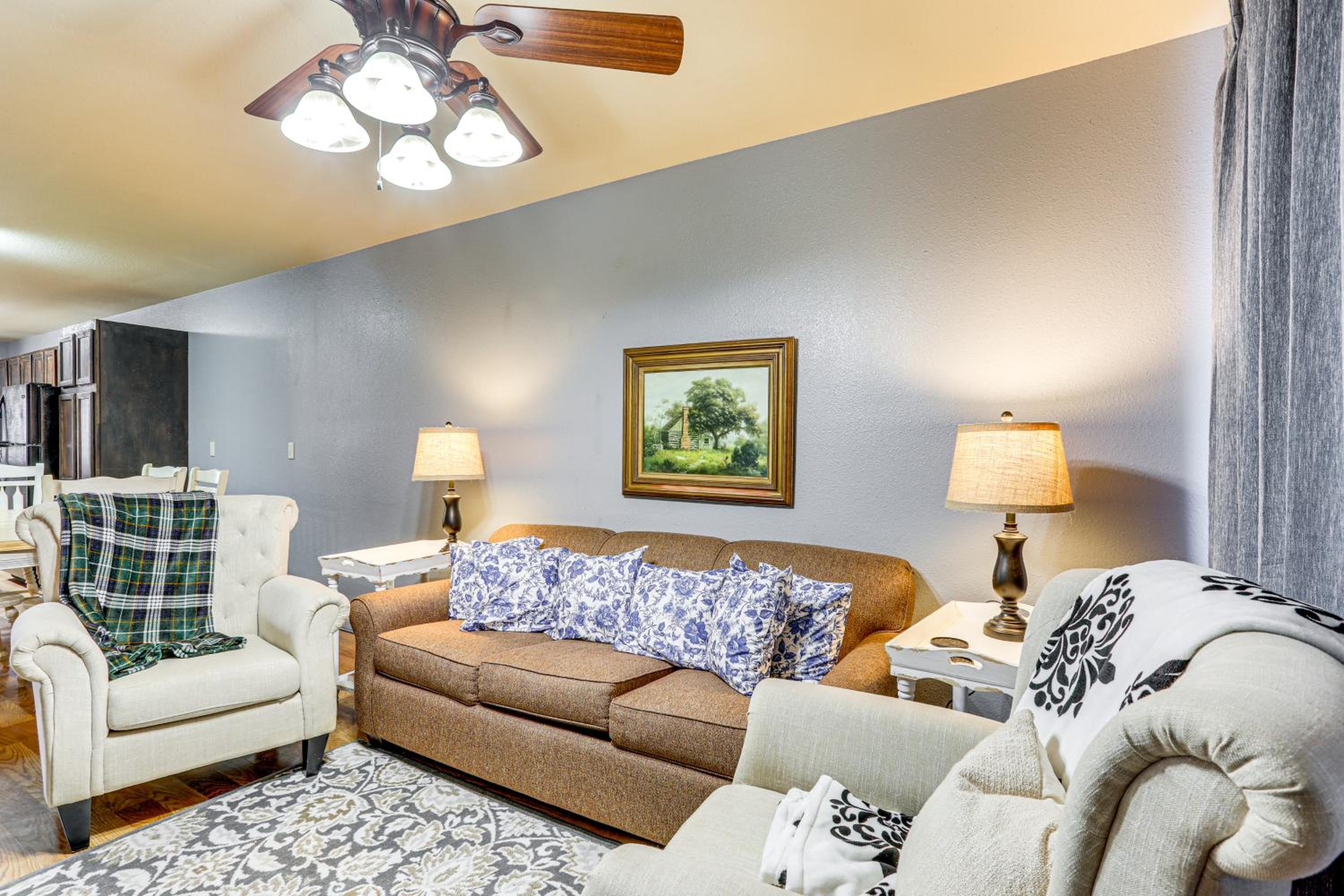 Near Universities Family Condo in McRae!