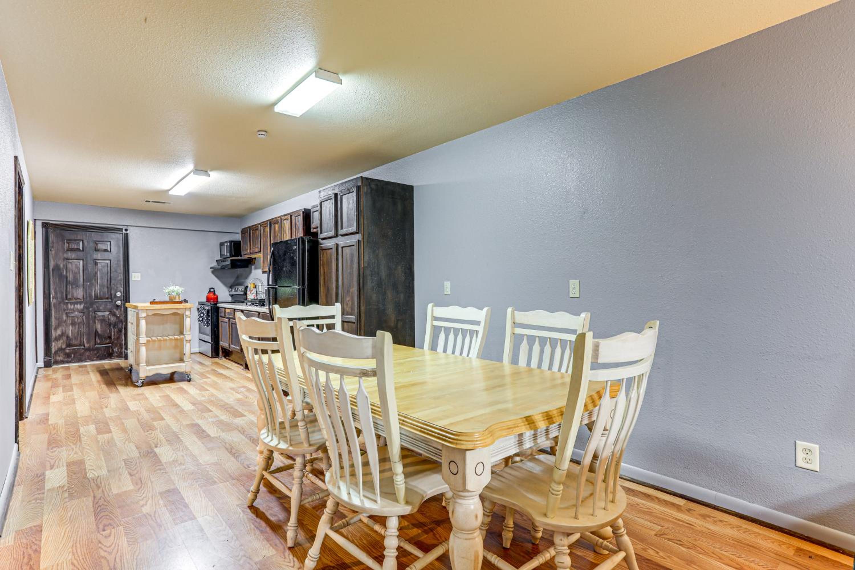 Near Universities Family Condo in McRae!