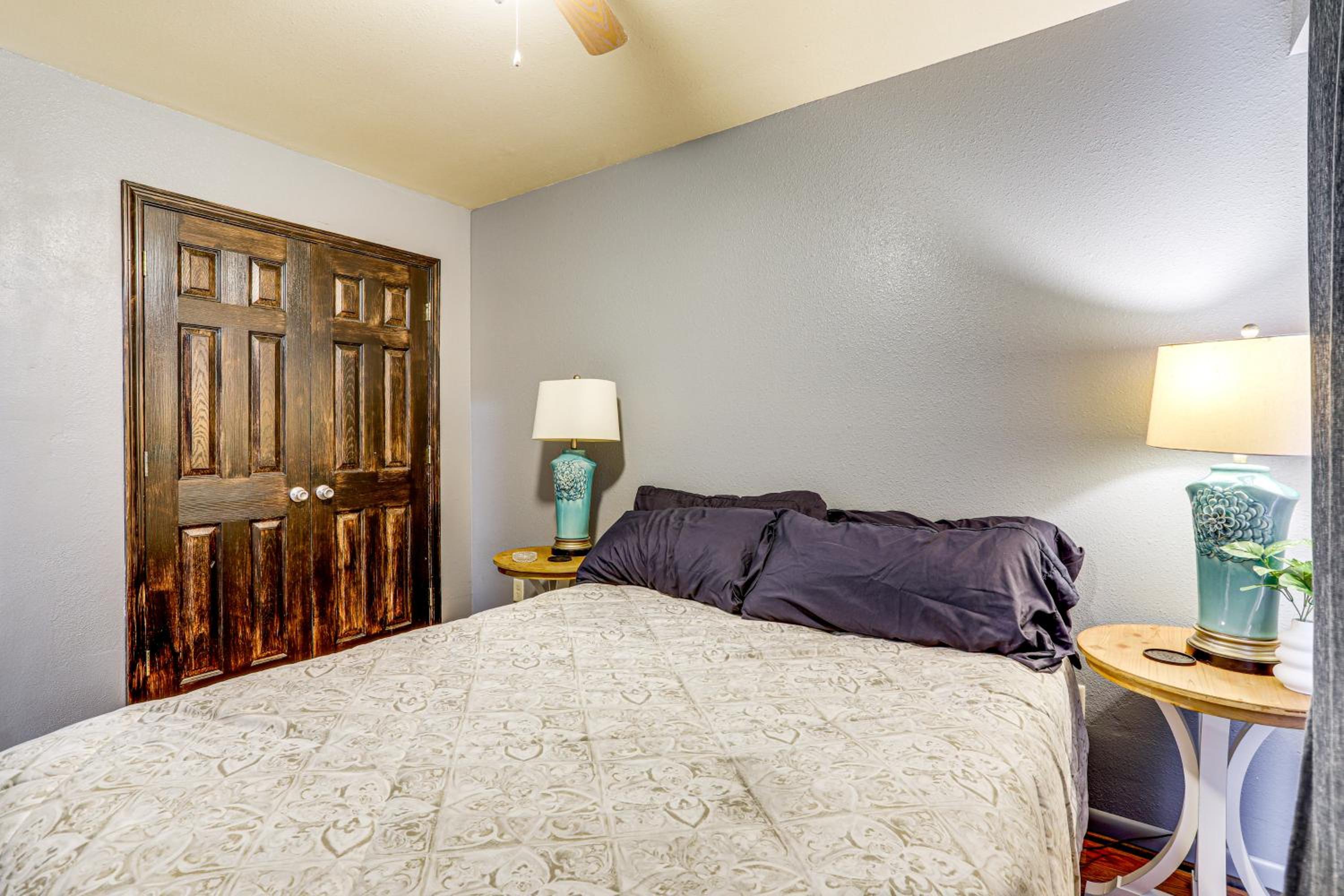 Near Universities Family Condo in McRae!