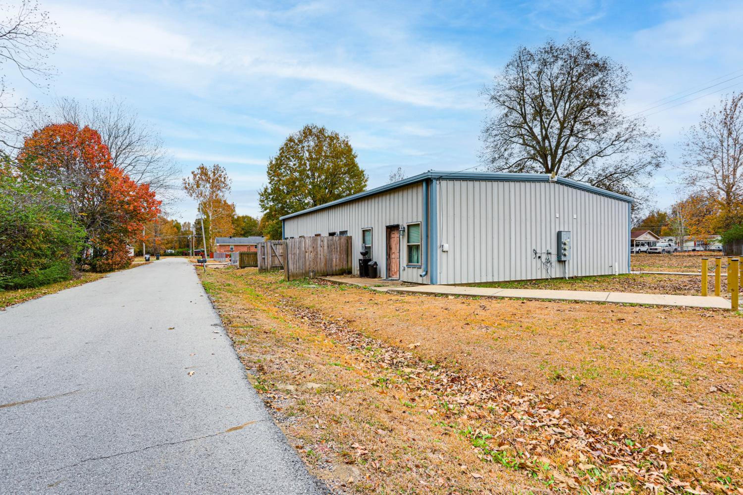 Near Universities Family Condo in McRae!