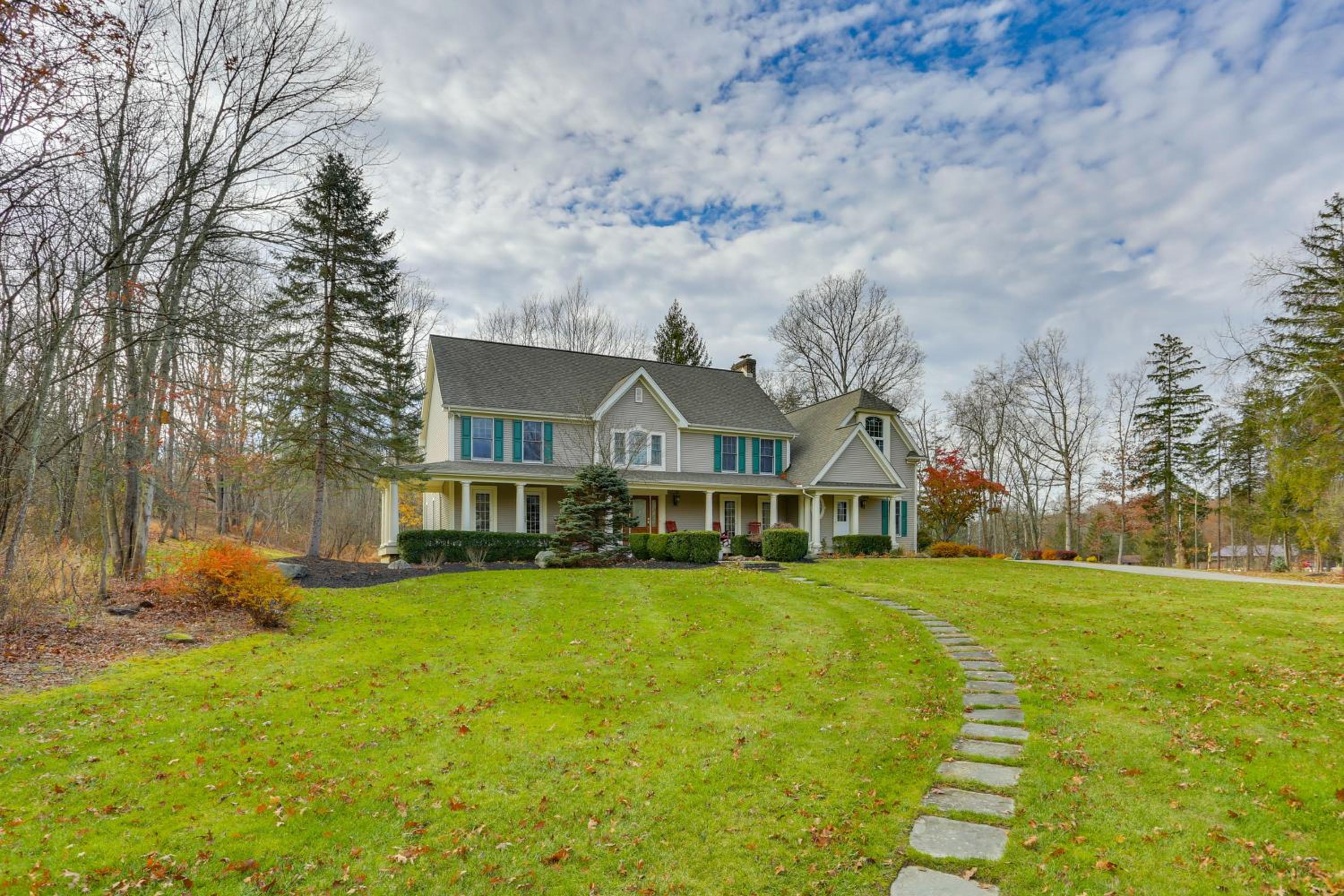 Pond and Gazebo Expansive Hudson Valley Escape!