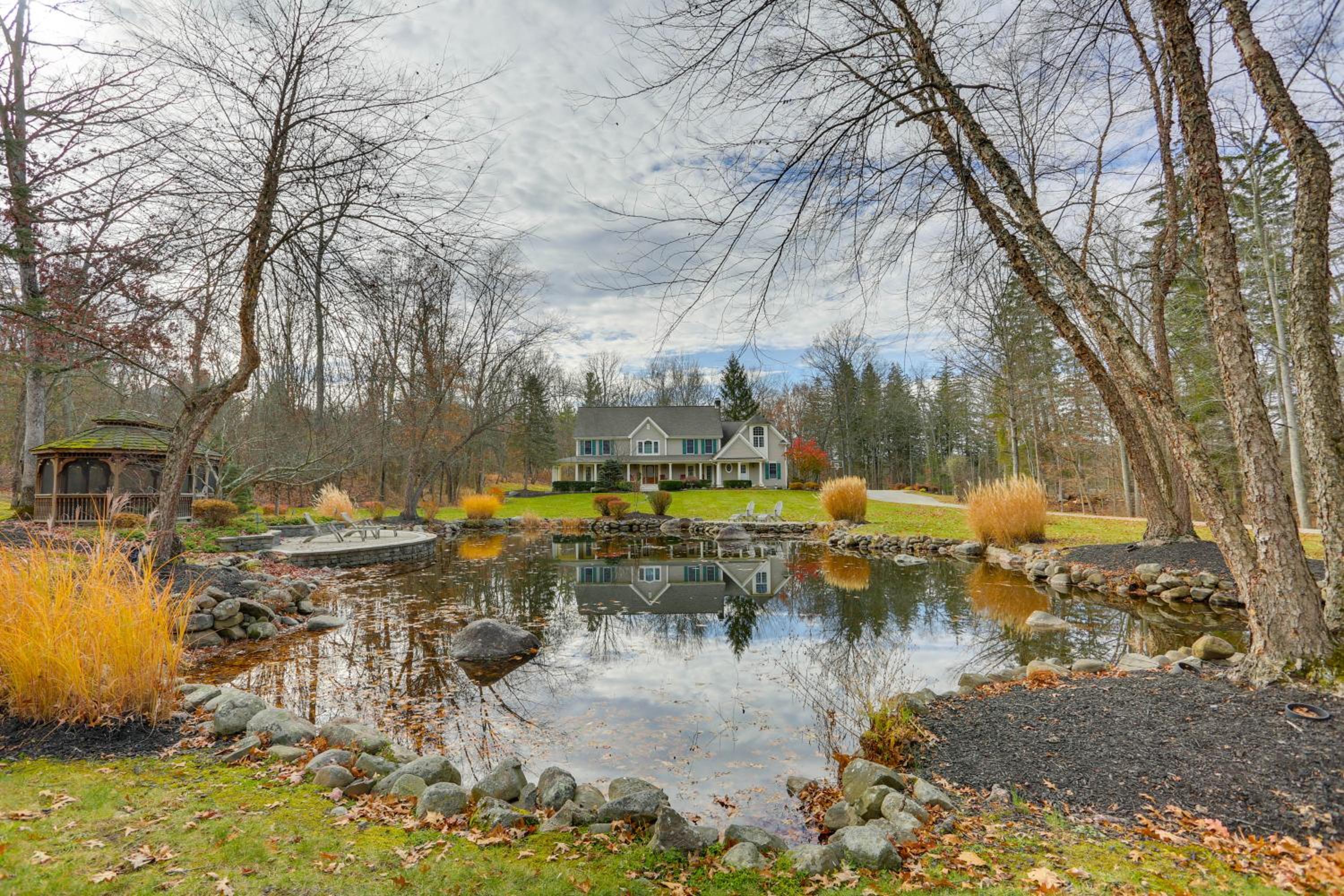 Pond and Gazebo Expansive Hudson Valley Escape!