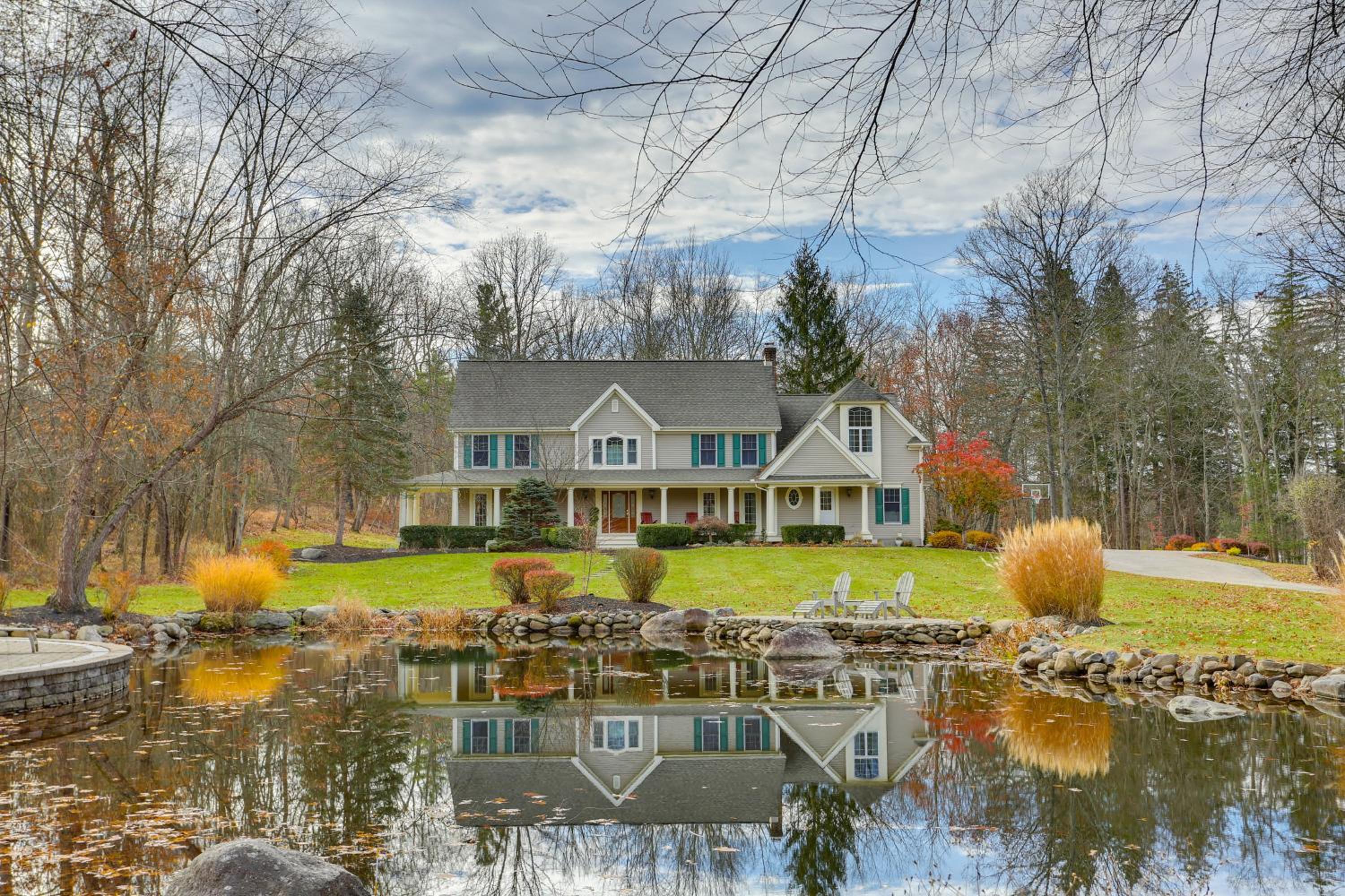 Pond and Gazebo Expansive Hudson Valley Escape!