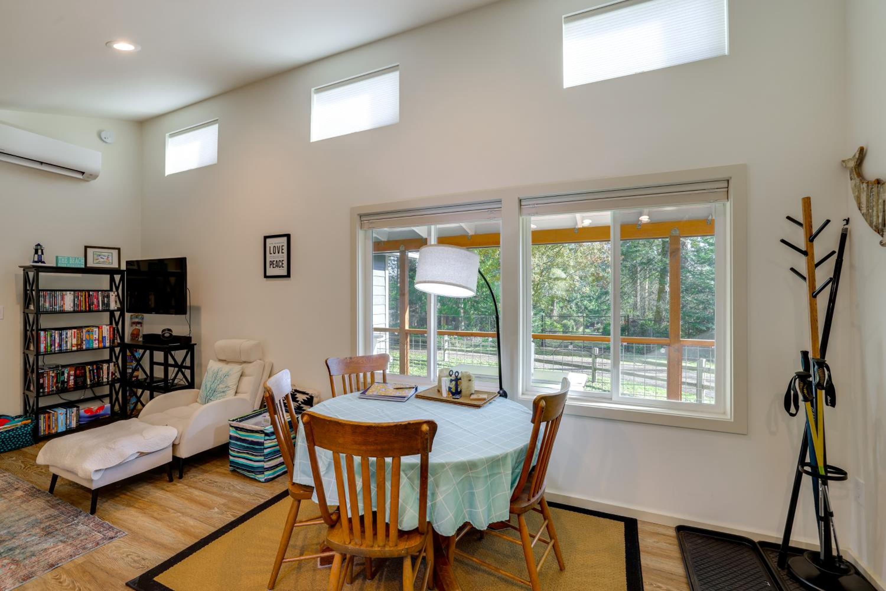 Hike and Relax Fireside Nordland Gem with Deck and Yard