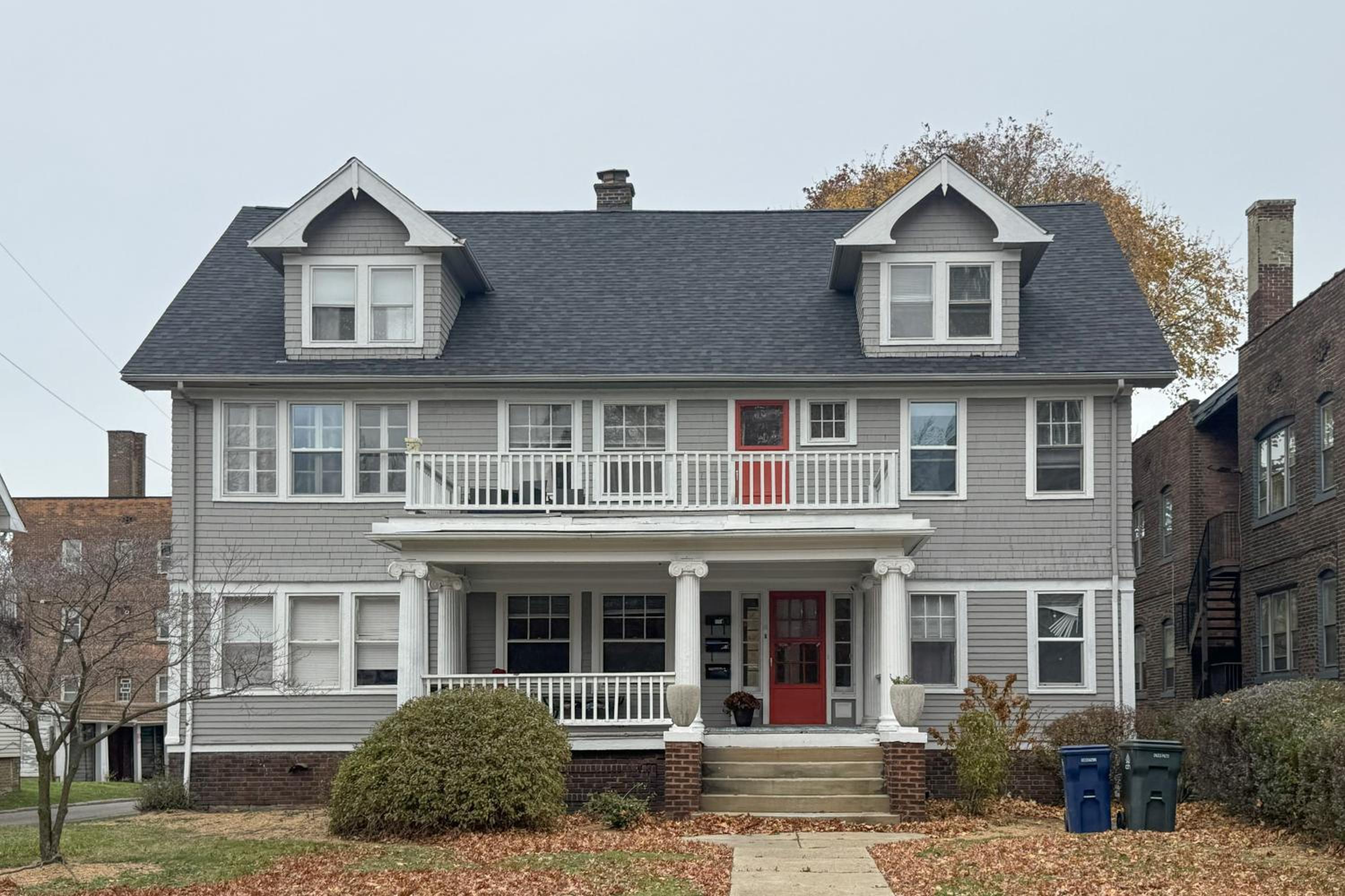 Deck, Pool Table! Walkable Cleveland Heights Apt