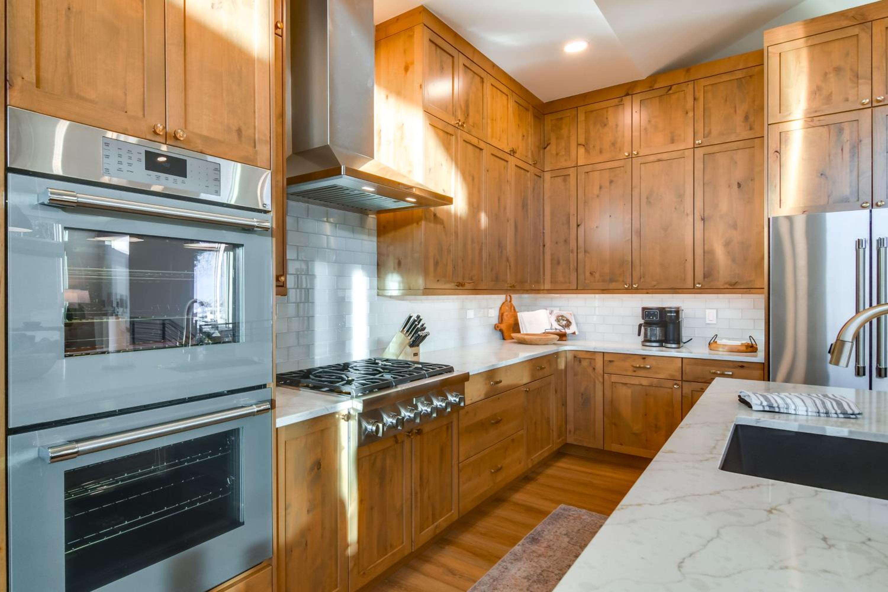 5 Mi to Winter Park Resort! Luxe Home with Hot Tub