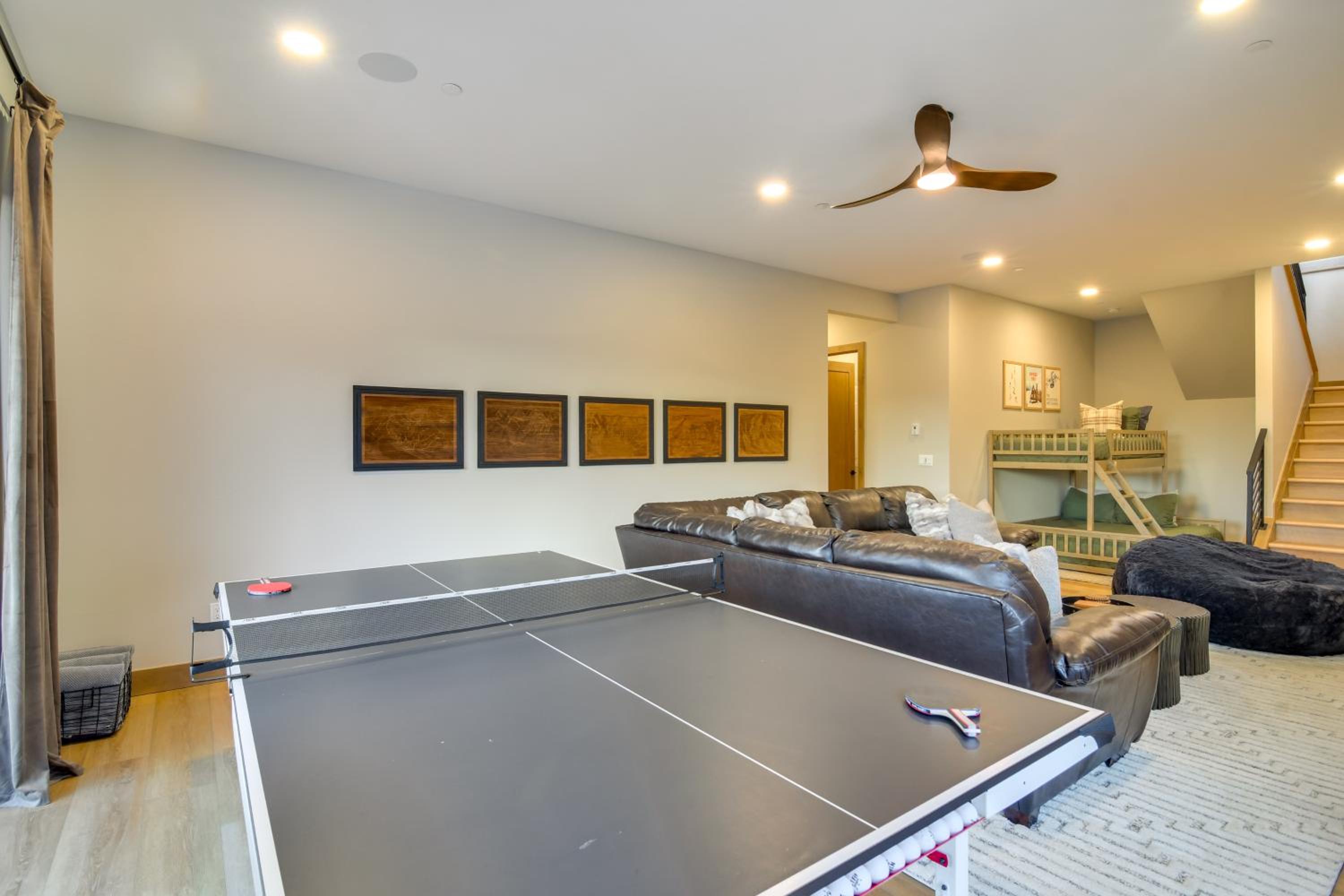 5 Mi to Winter Park Resort! Luxe Home with Hot Tub