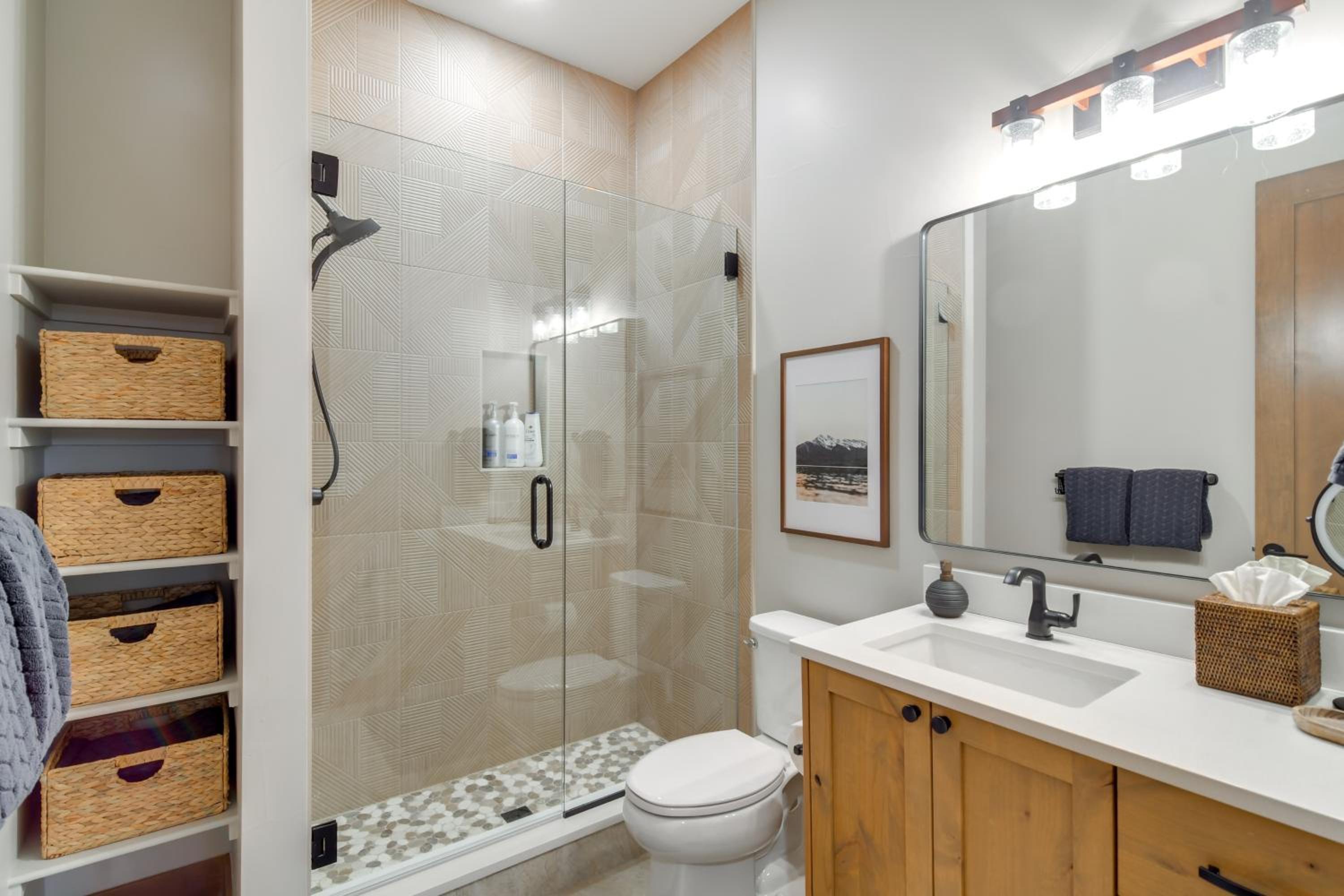 5 Mi to Winter Park Resort! Luxe Home with Hot Tub