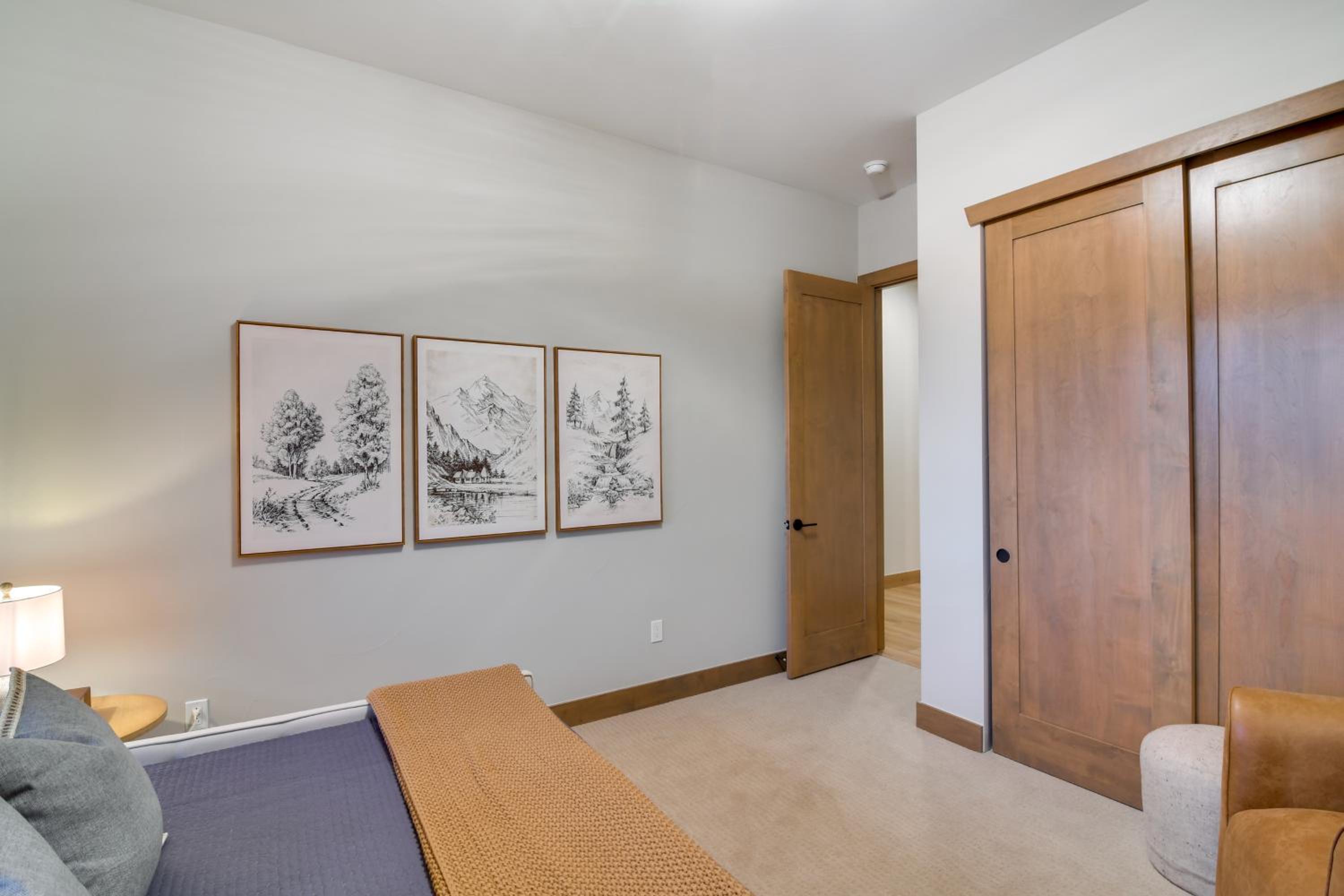 5 Mi to Winter Park Resort! Luxe Home with Hot Tub