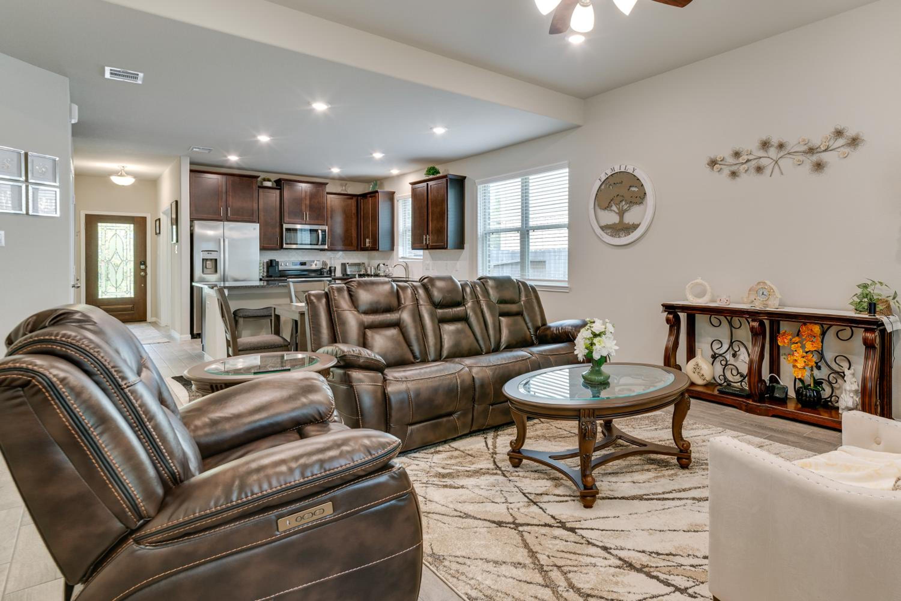 Lake Conroe Home with Resort-Style Perks and Patio