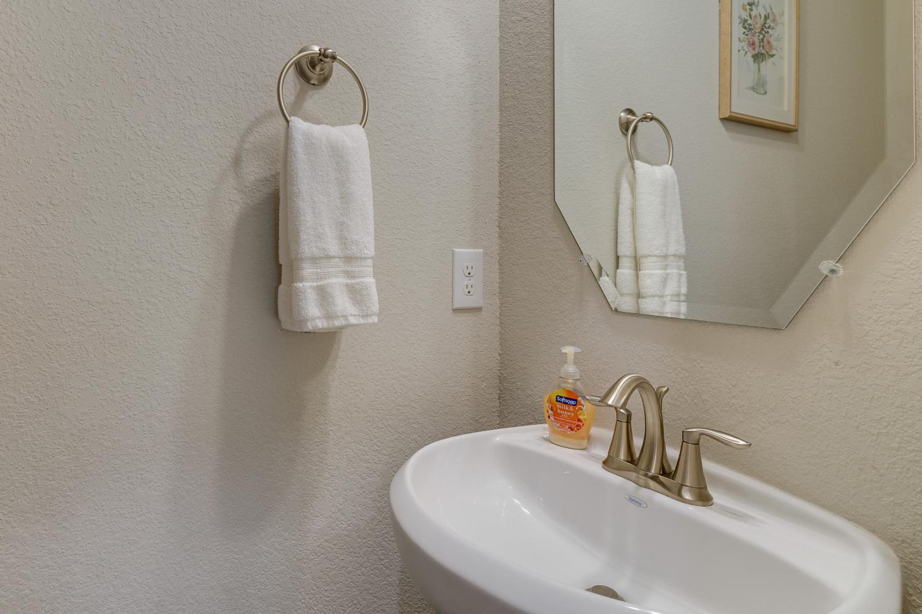 Lake Conroe Home with Resort-Style Perks and Patio