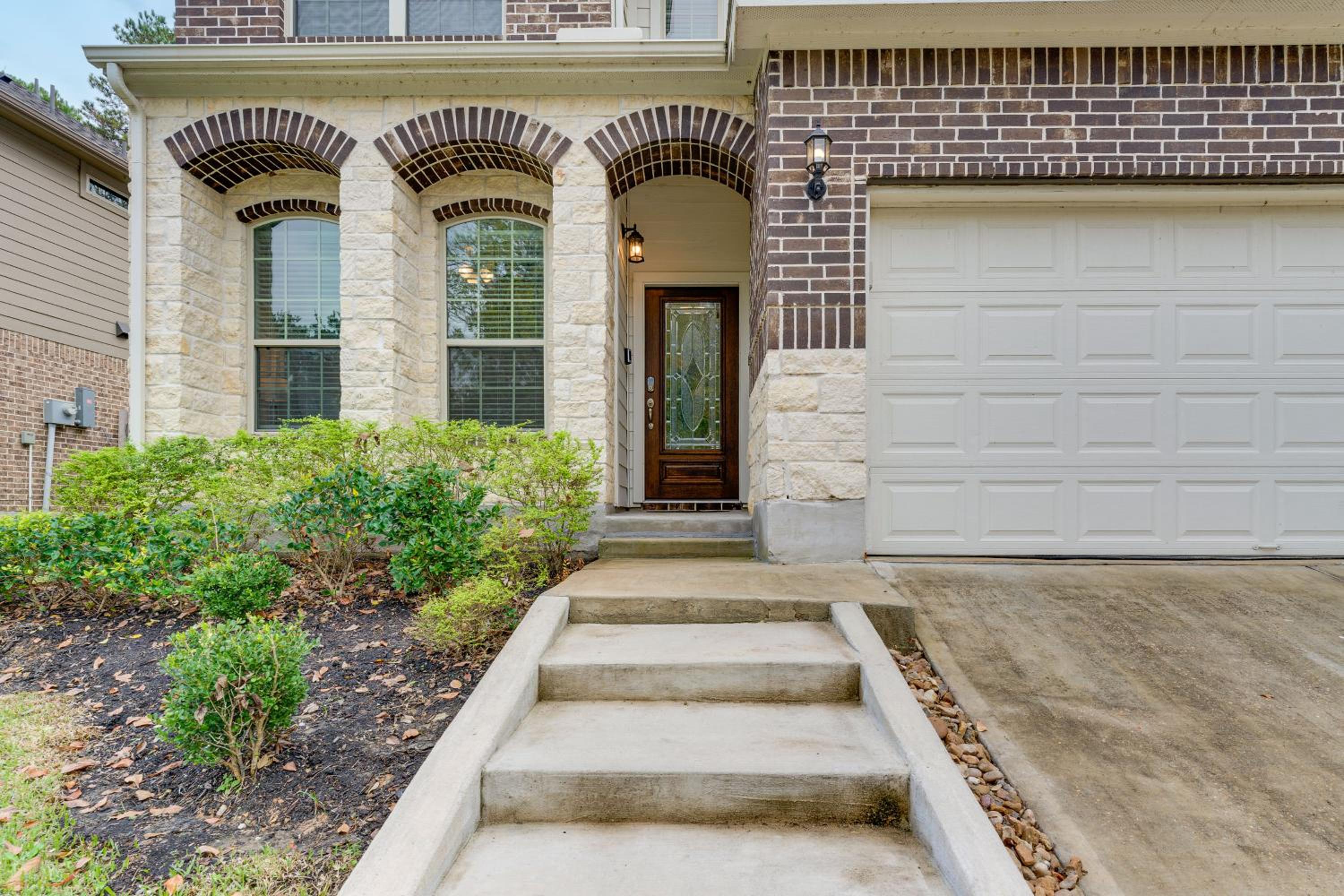 Lake Conroe Home with Resort-Style Perks and Patio