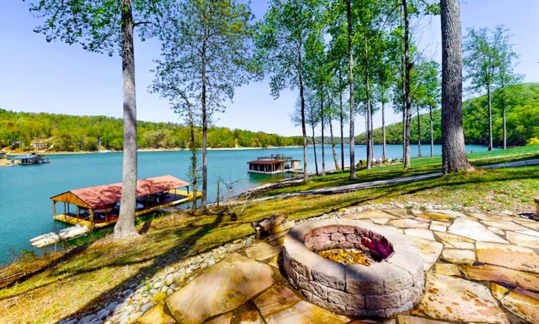 Norris Lake Cabin | Dock + Kayaks + Games