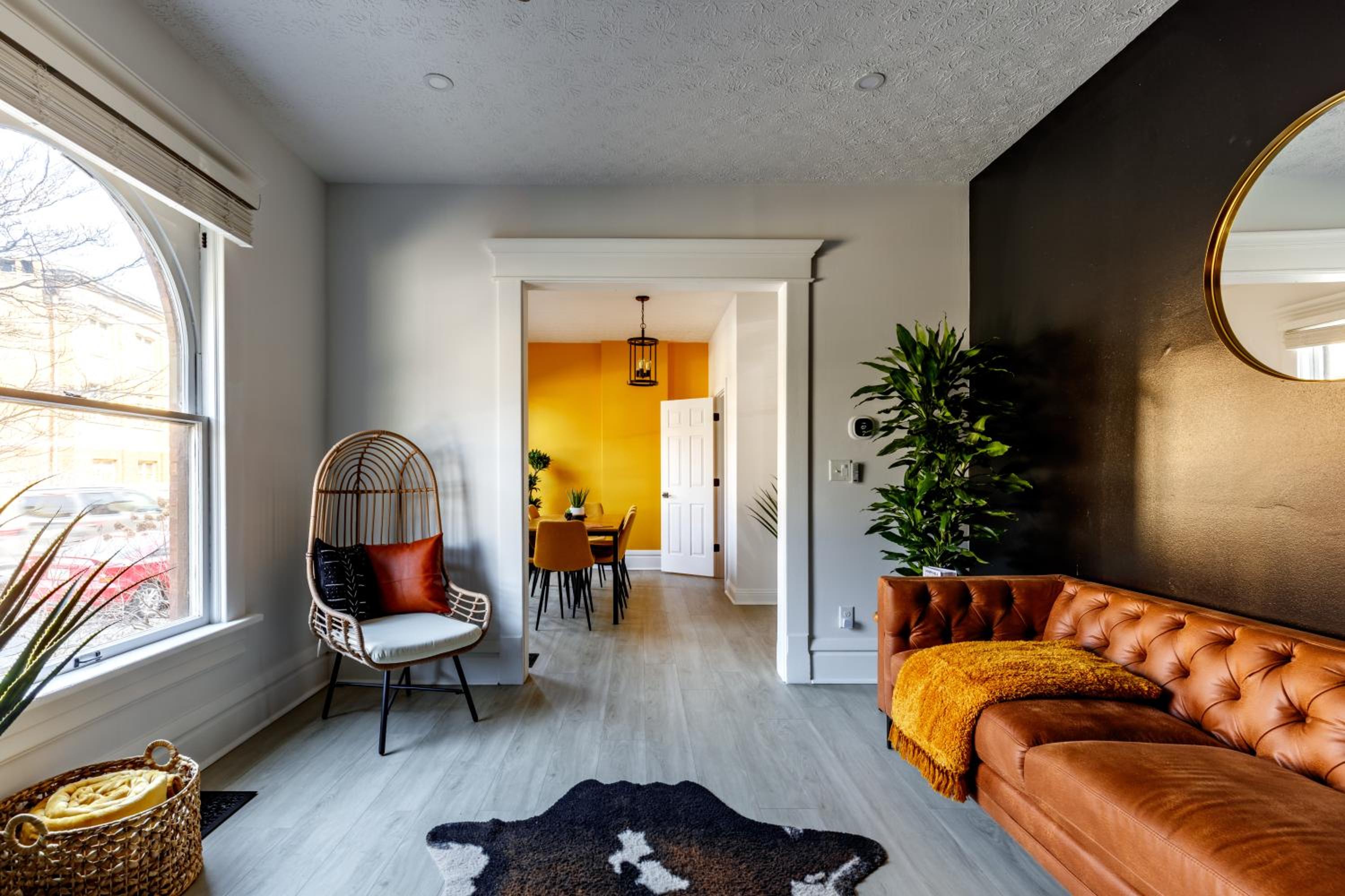 Jungle House Boutique Residences - Downtown Columbus & Short North