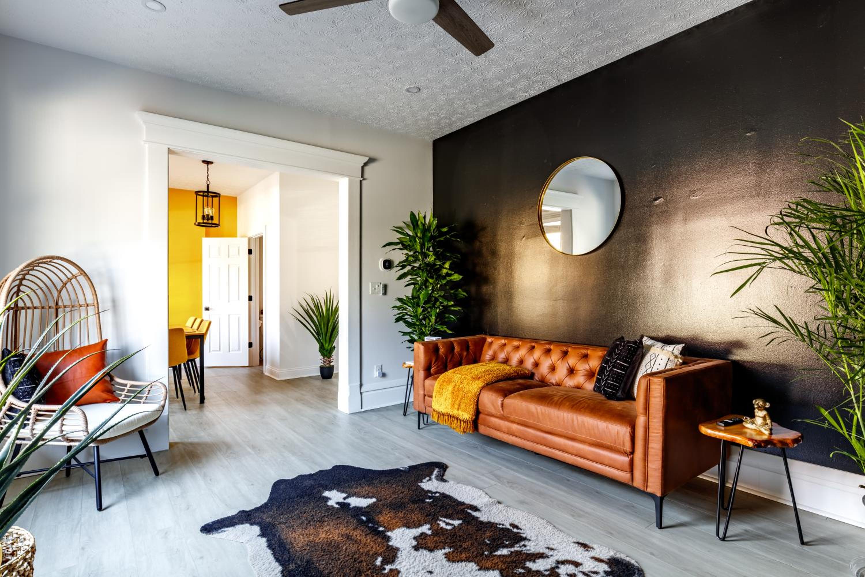 Jungle House Boutique Residences - Downtown Columbus & Short North