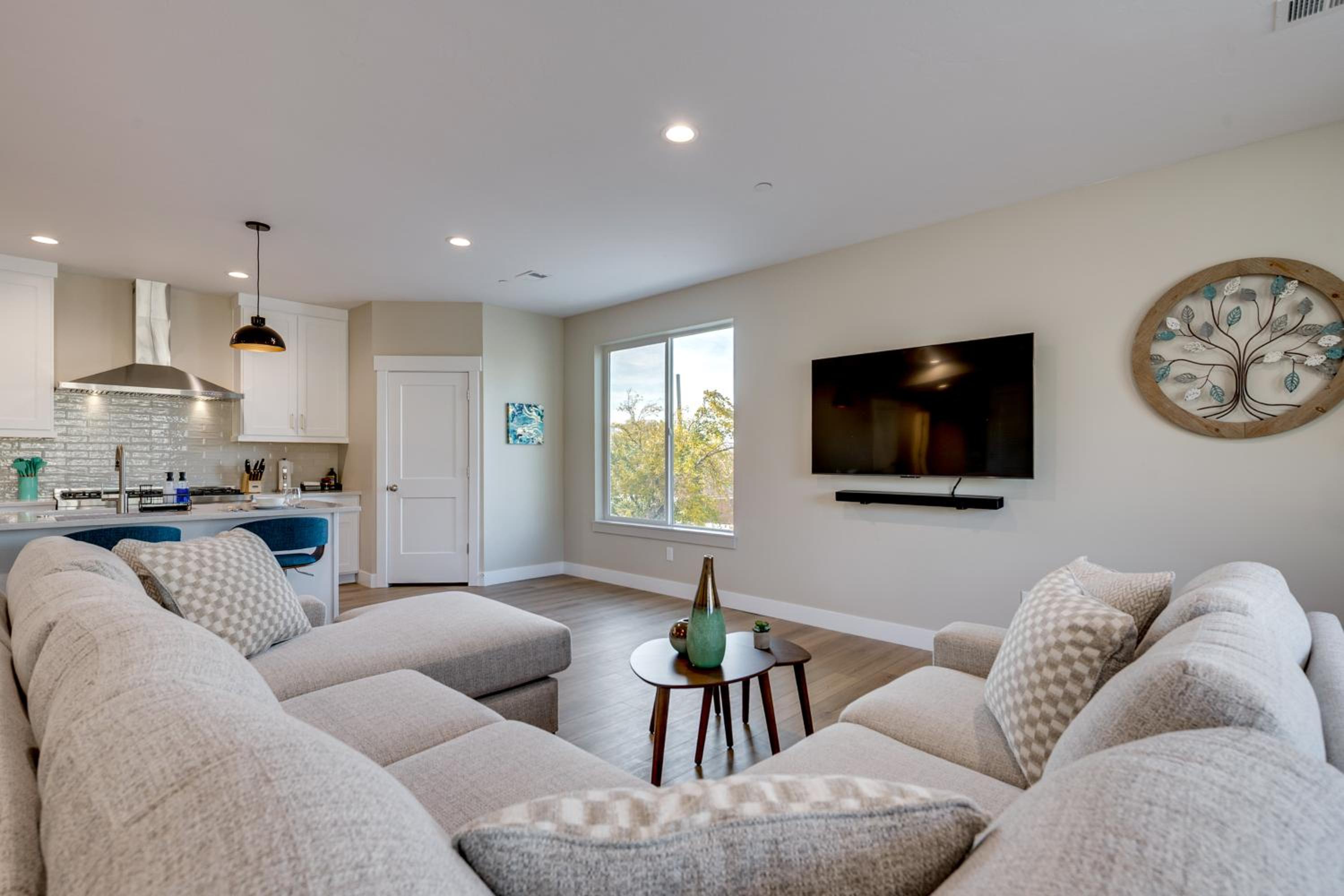 Ski Resorts and SLC Fun! Brand New Millcreek Home
