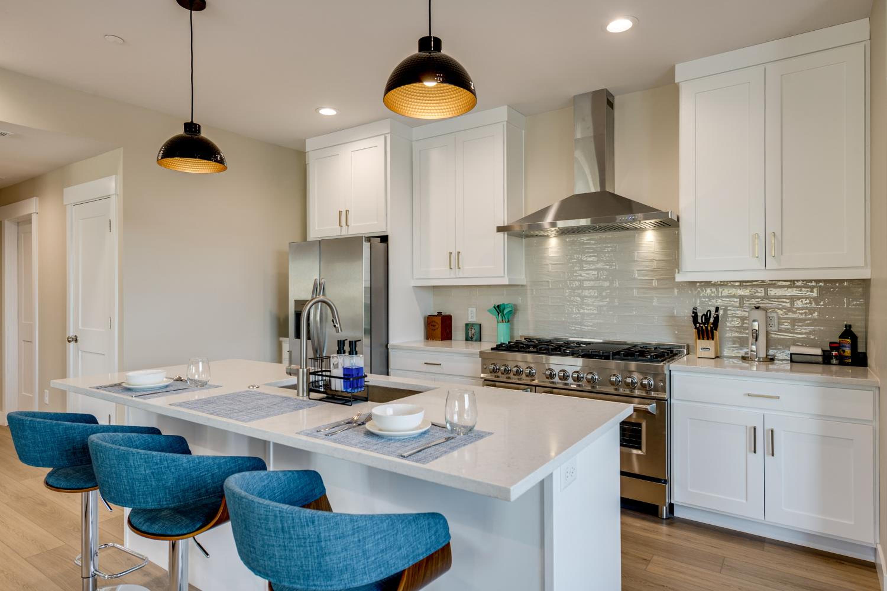 Ski Resorts and SLC Fun! Brand New Millcreek Home