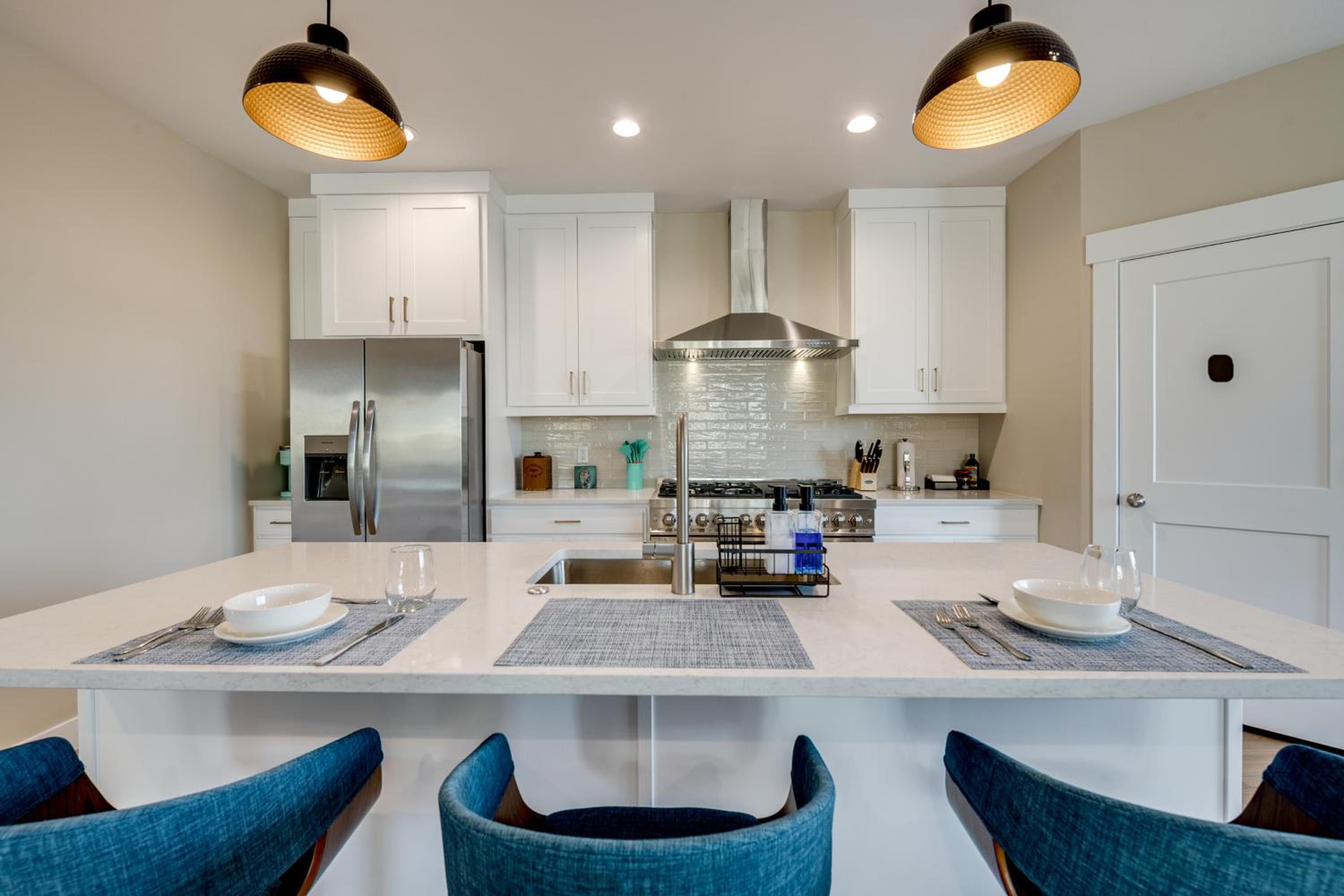Ski Resorts and SLC Fun! Brand New Millcreek Home