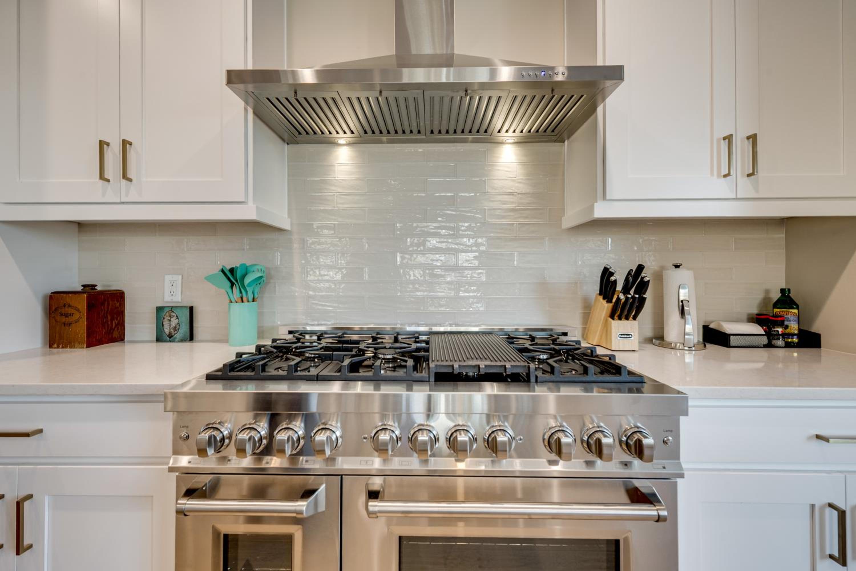 Ski Resorts and SLC Fun! Brand New Millcreek Home