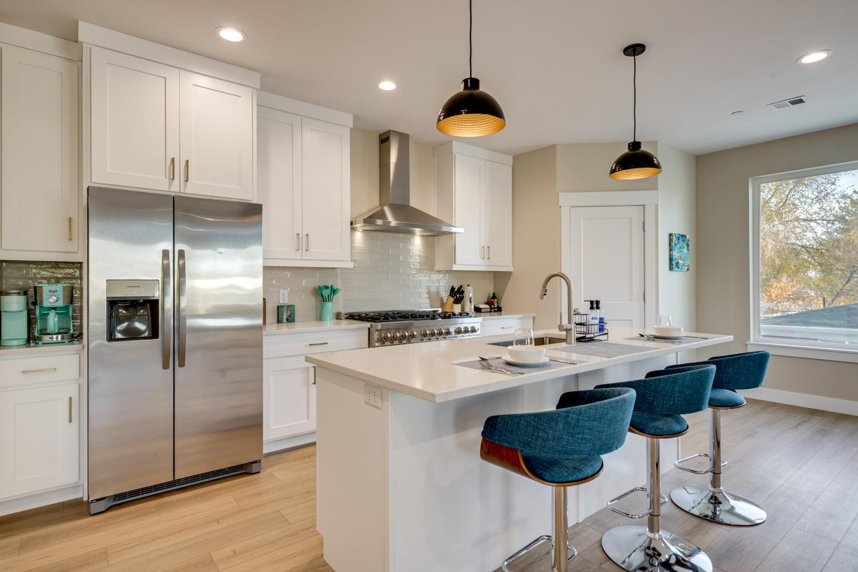 Ski Resorts and SLC Fun! Brand New Millcreek Home