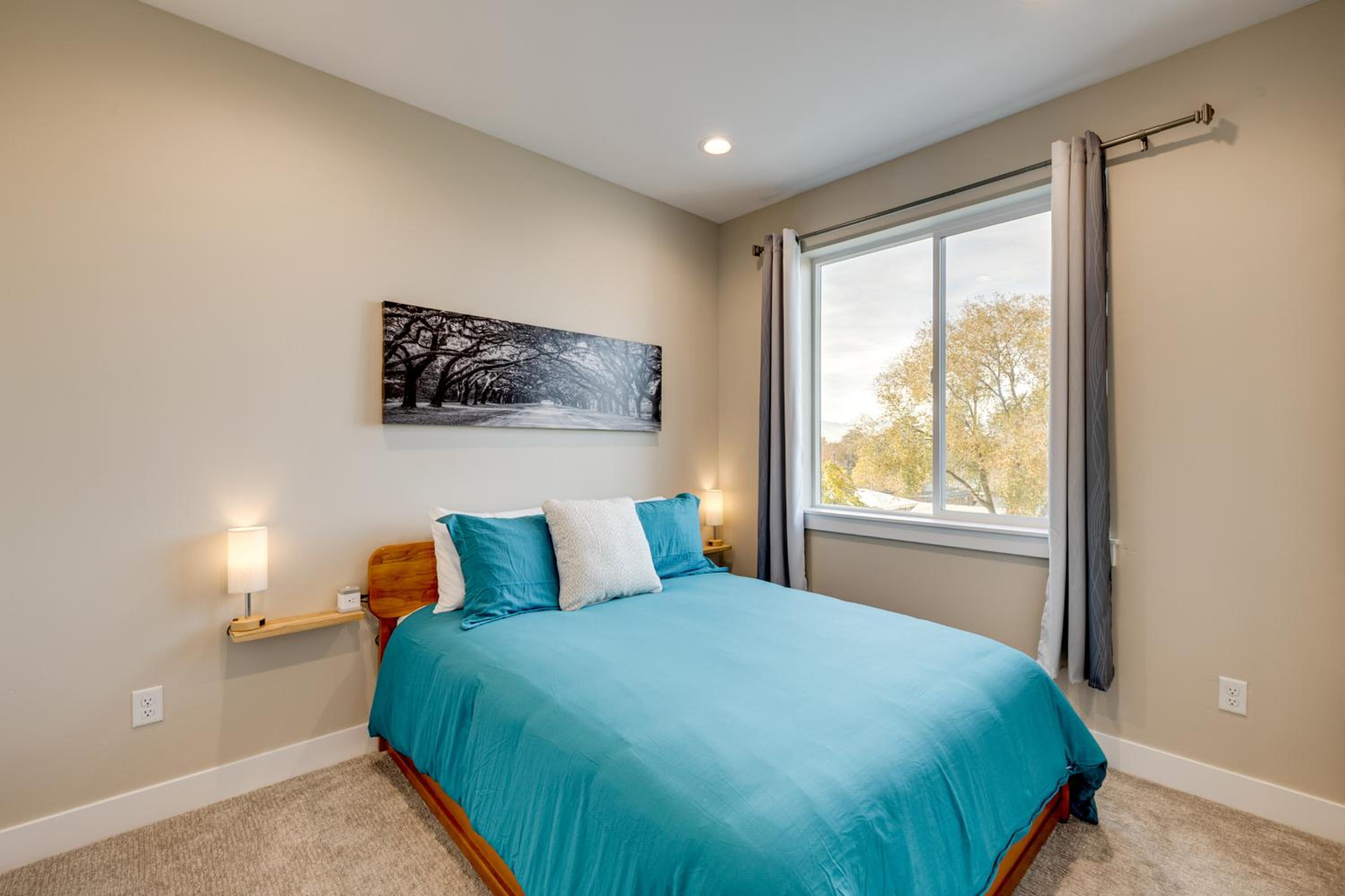 Ski Resorts and SLC Fun! Brand New Millcreek Home