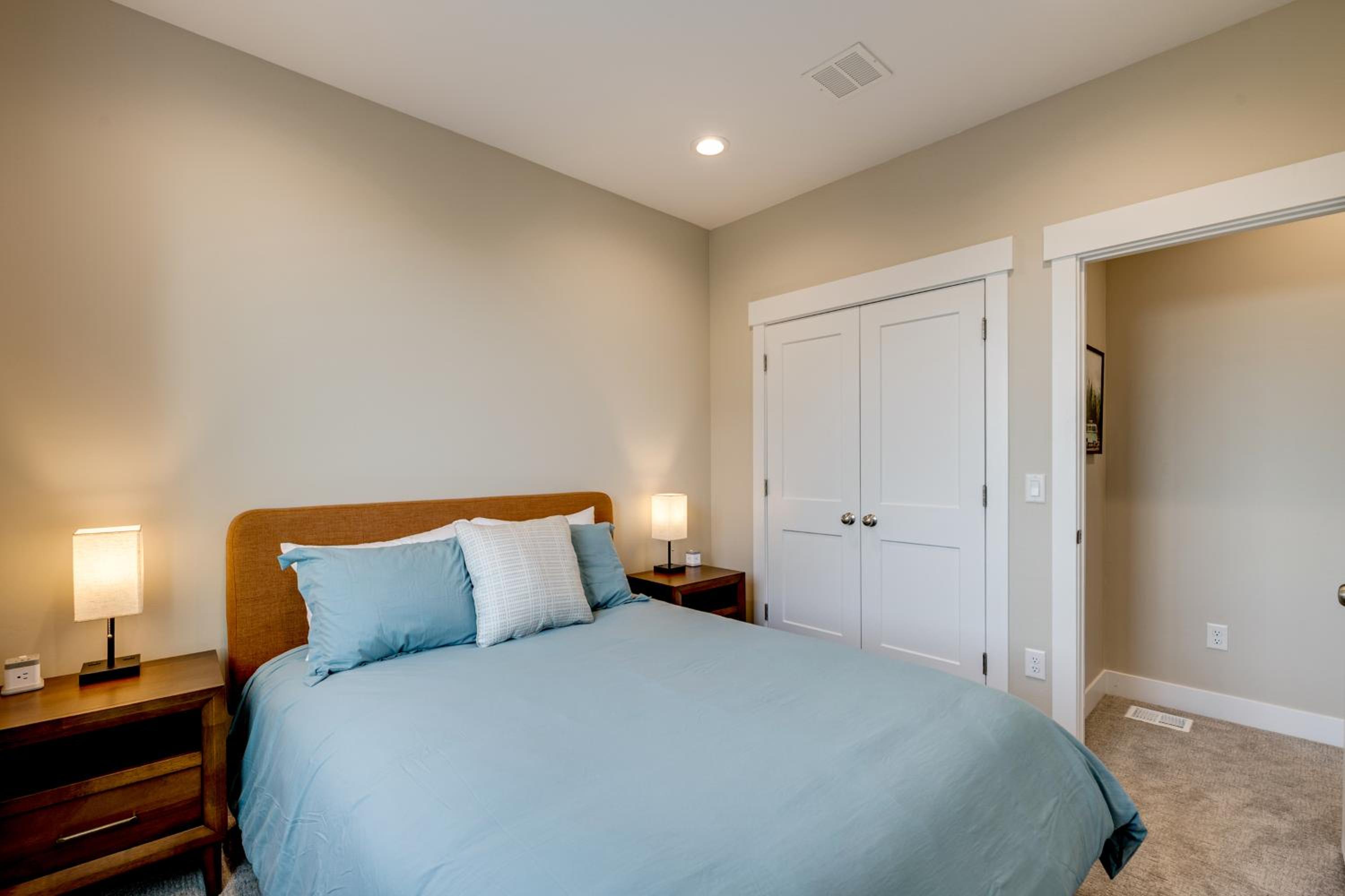 Ski Resorts and SLC Fun! Brand New Millcreek Home