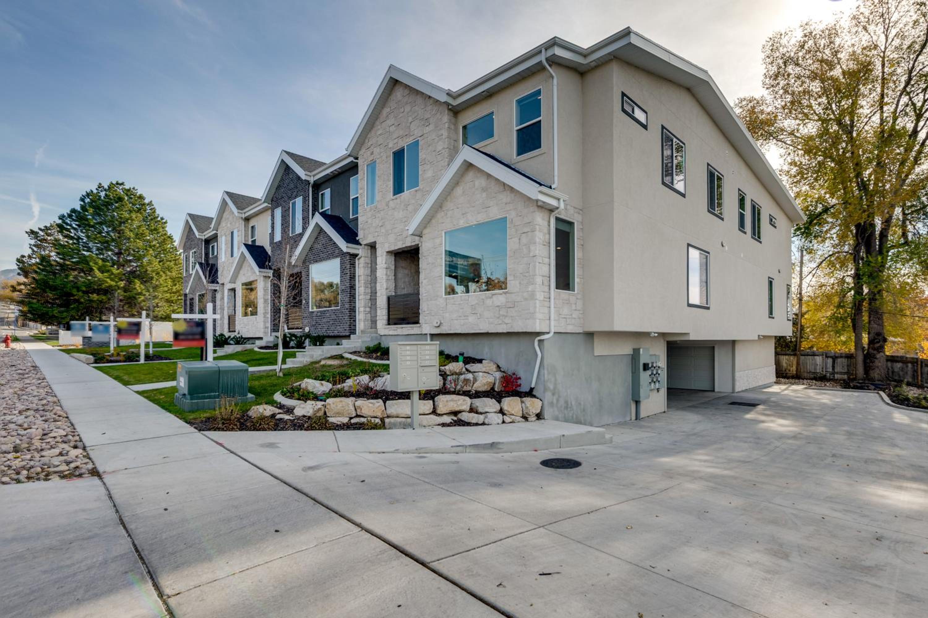 Ski Resorts and SLC Fun! Brand New Millcreek Home