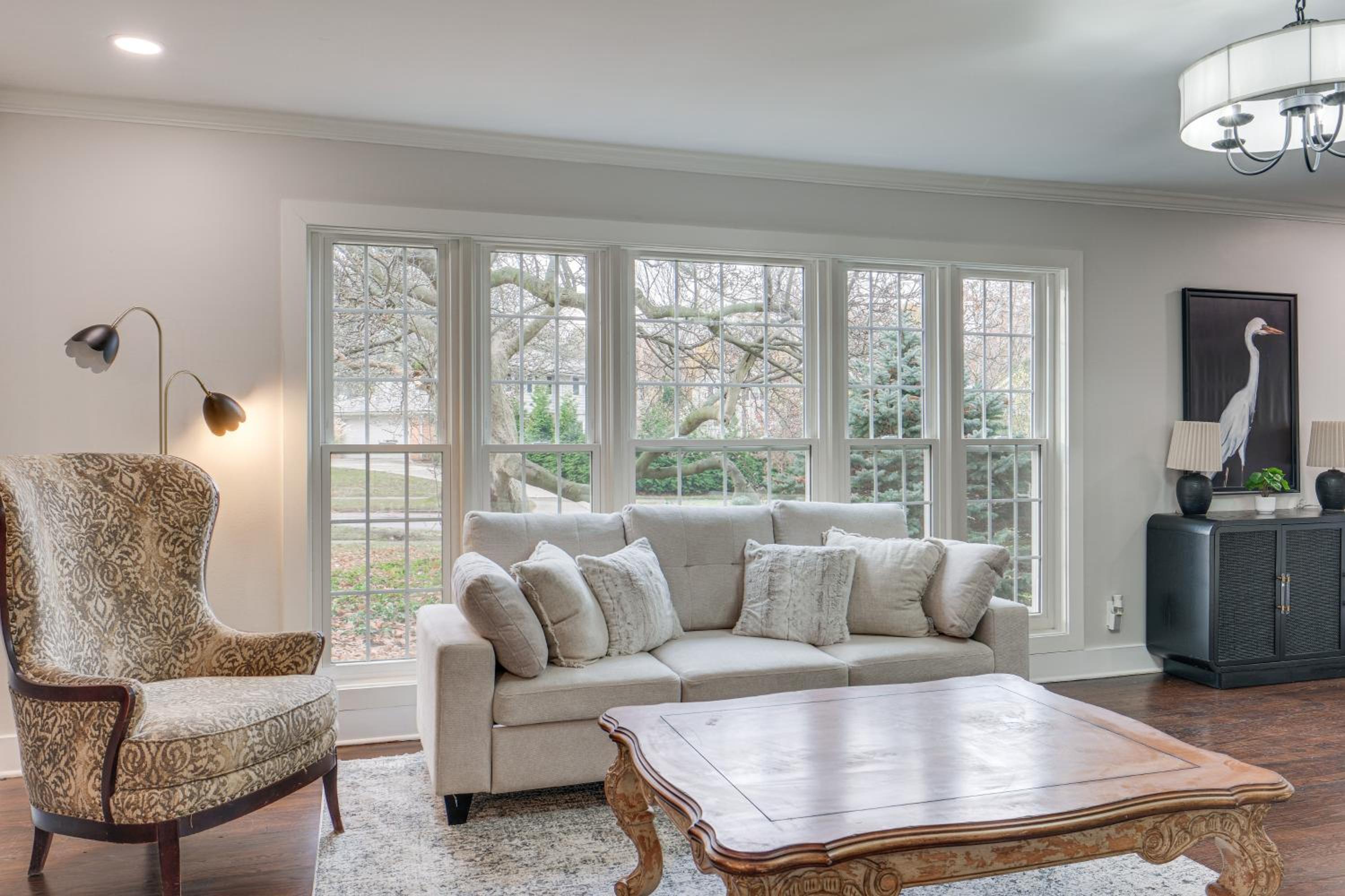 Explore Cleveland Attractions! Family-Focused Home