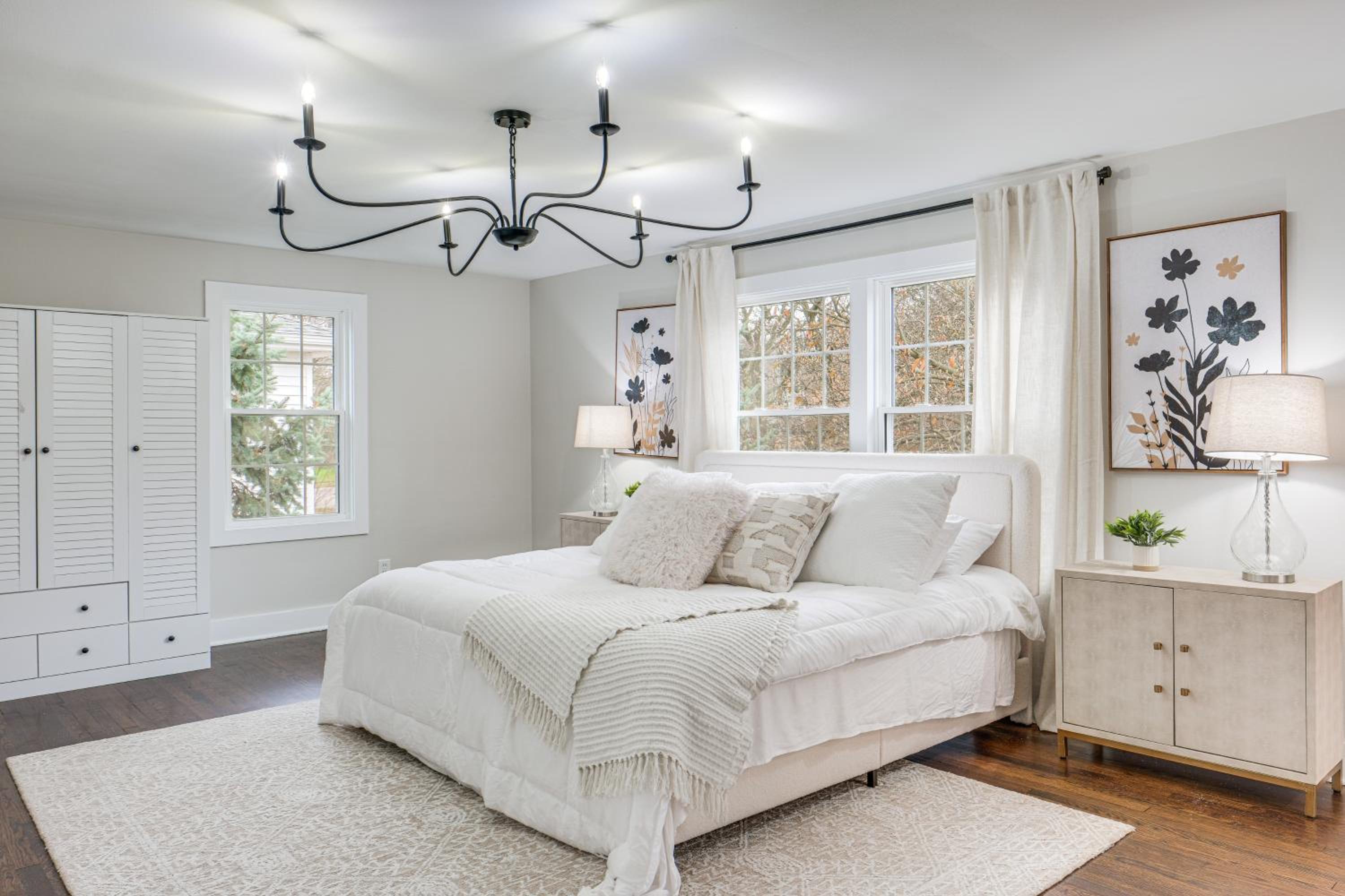 Explore Cleveland Attractions! Family-Focused Home