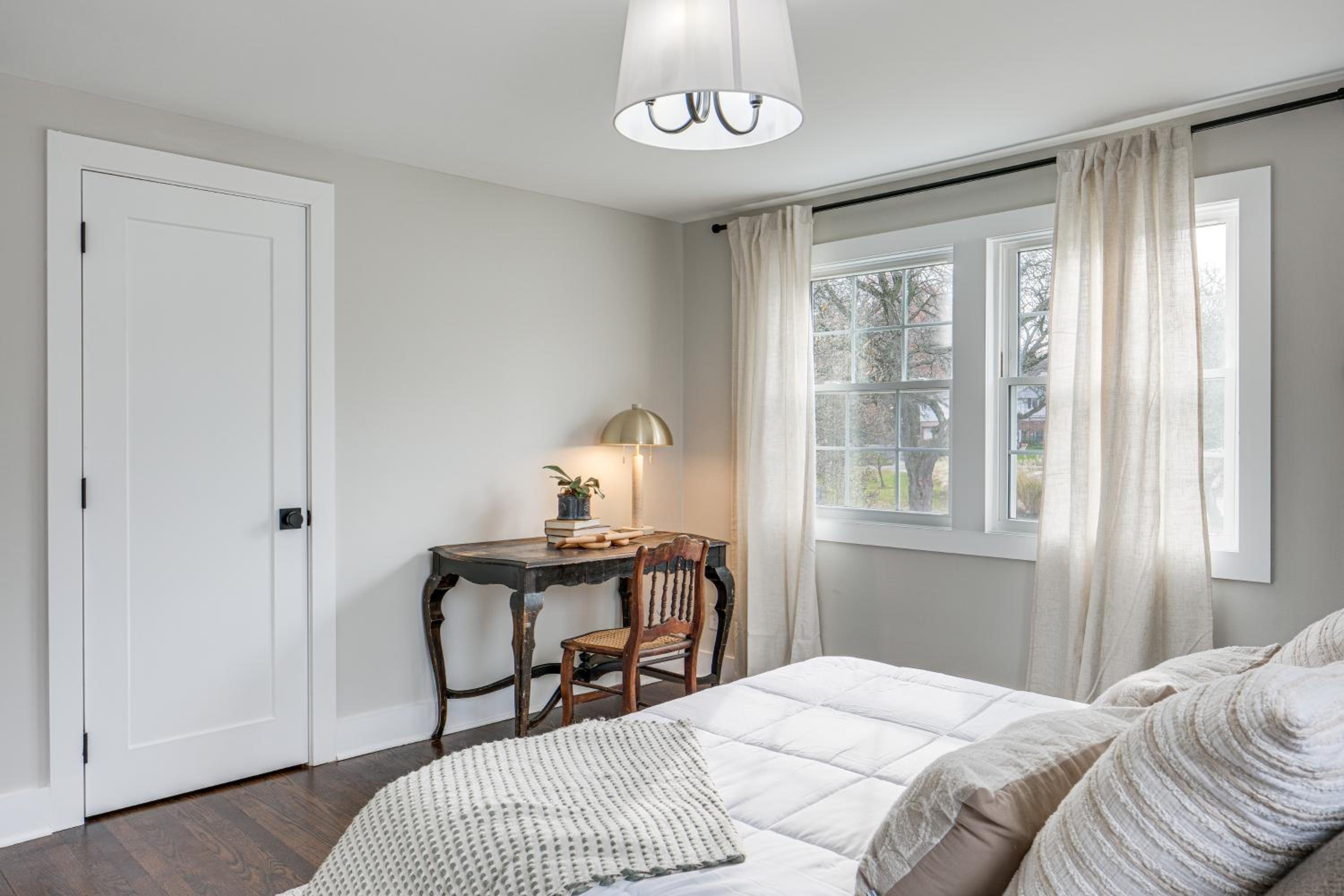 Explore Cleveland Attractions! Family-Focused Home