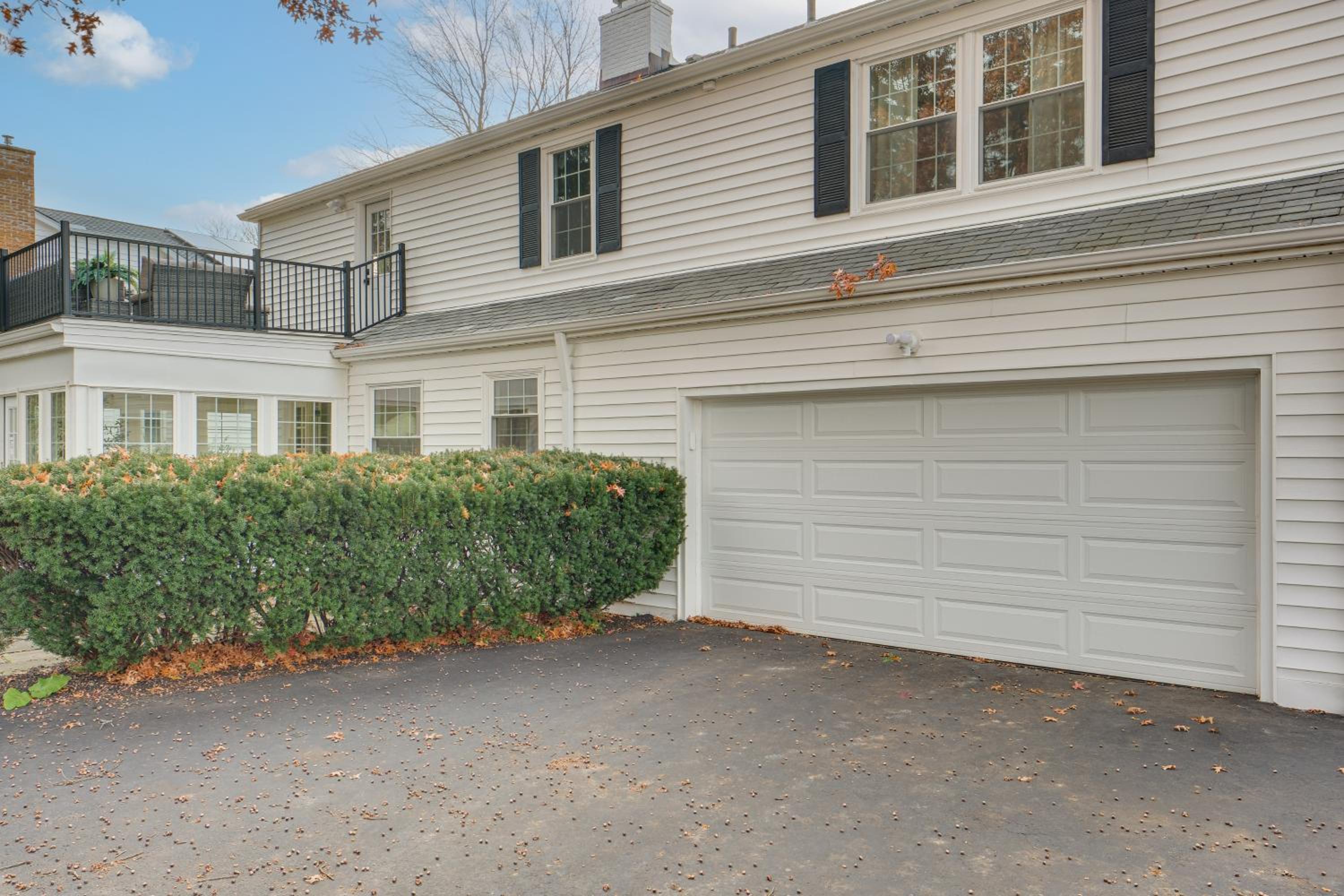 Explore Cleveland Attractions! Family-Focused Home