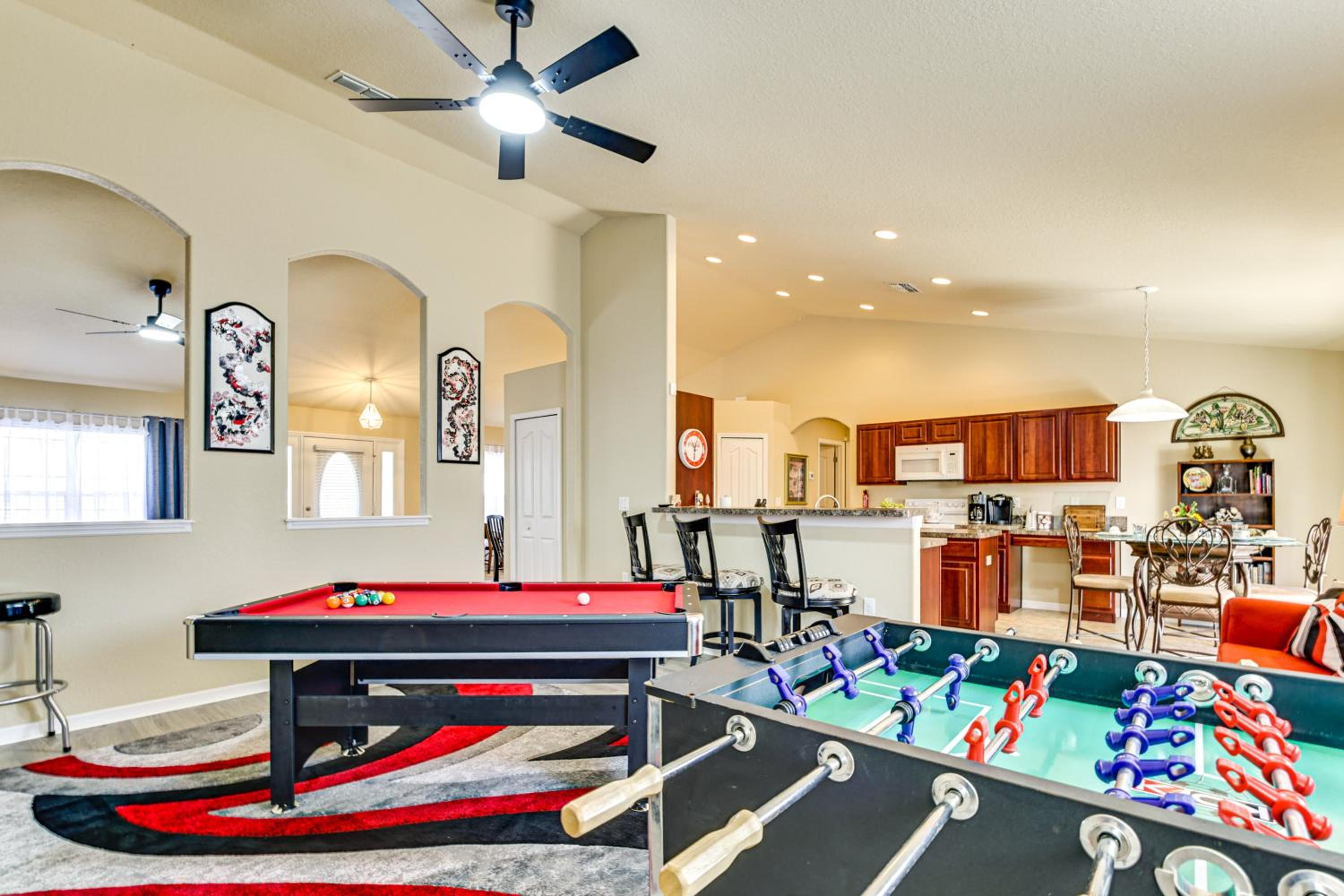 4 Mi to Weeki Wachee Springs! Fun-Filled Home