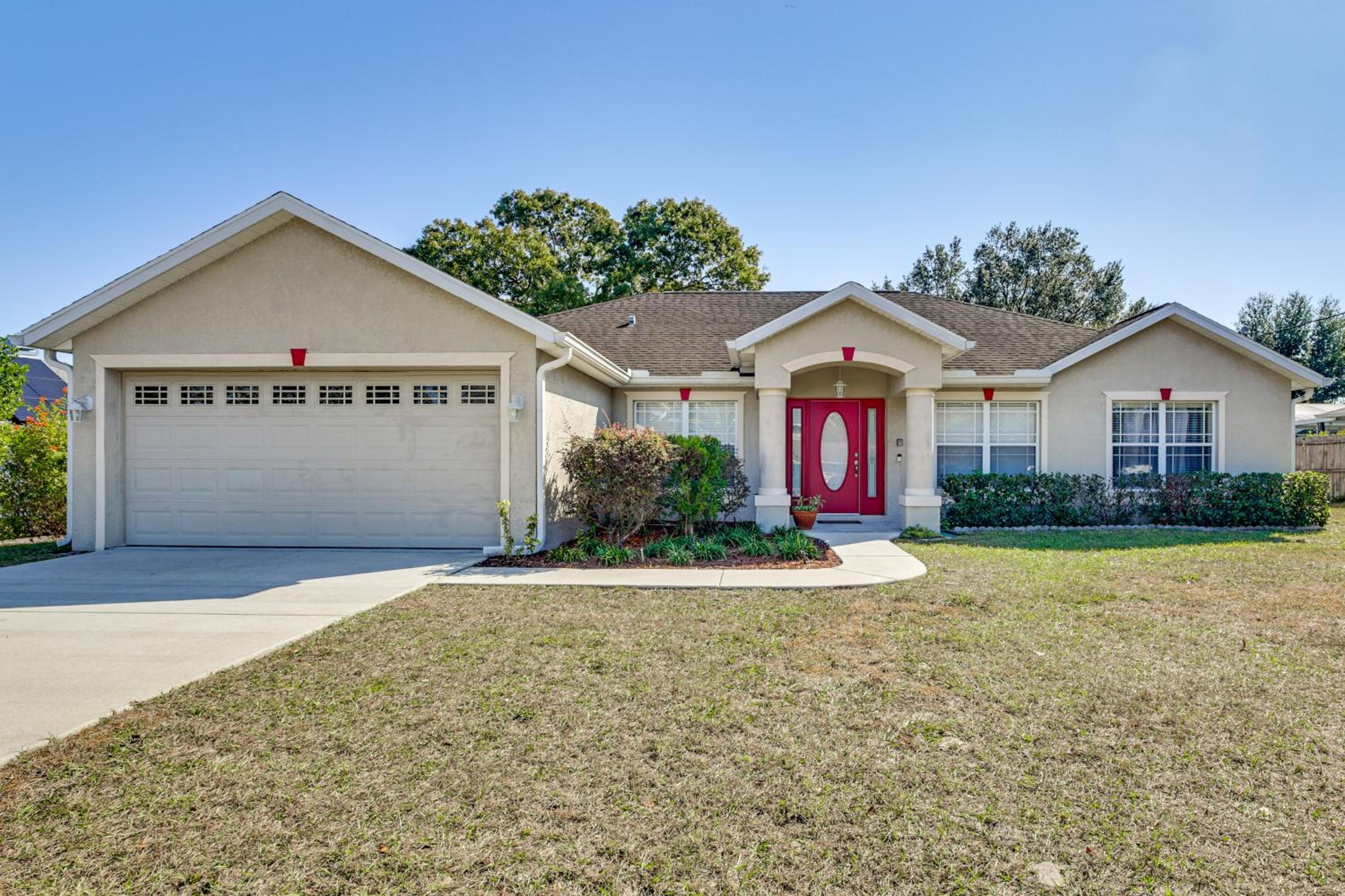 4 Mi to Weeki Wachee Springs! Fun-Filled Home