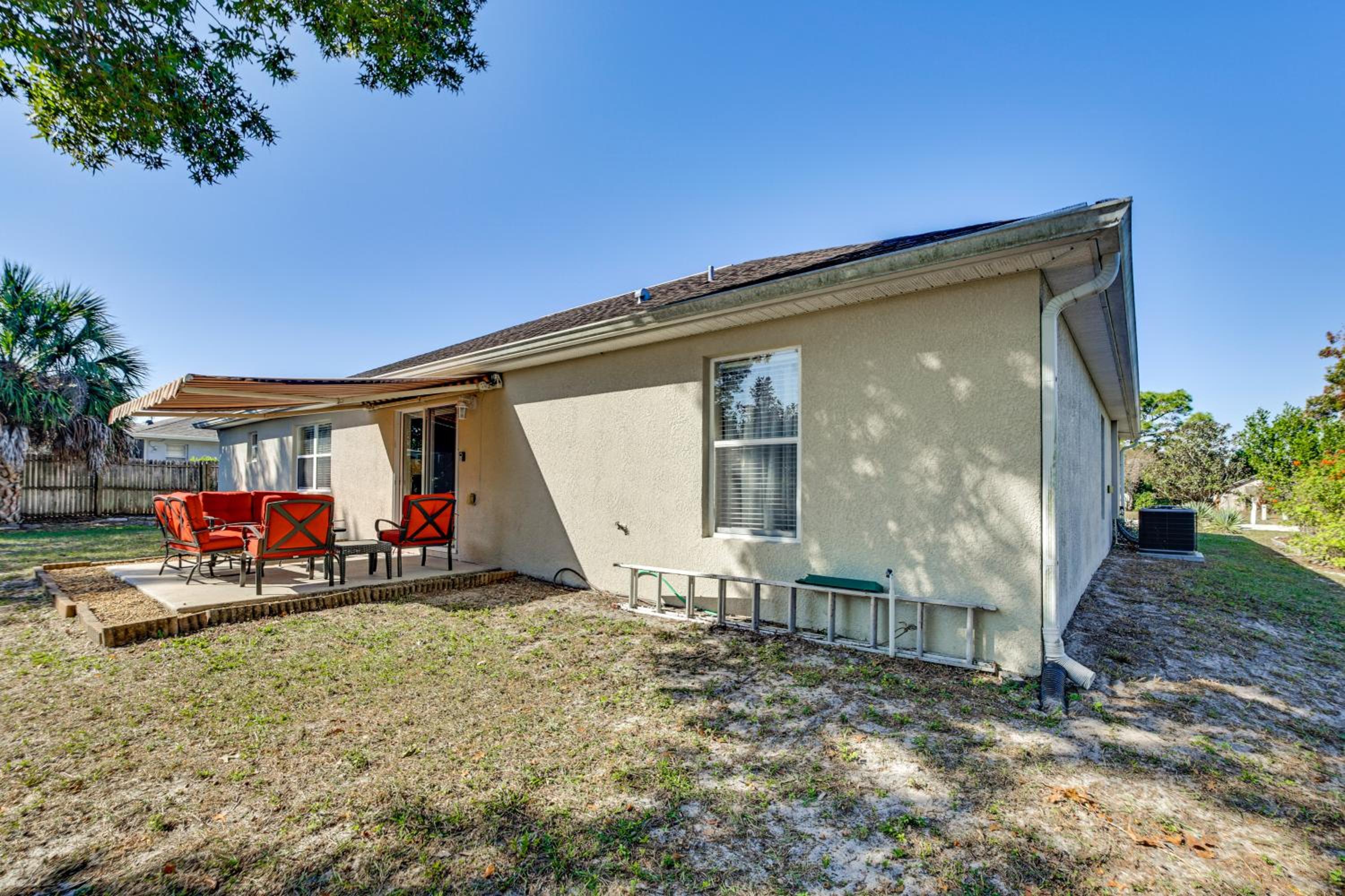 4 Mi to Weeki Wachee Springs! Fun-Filled Home