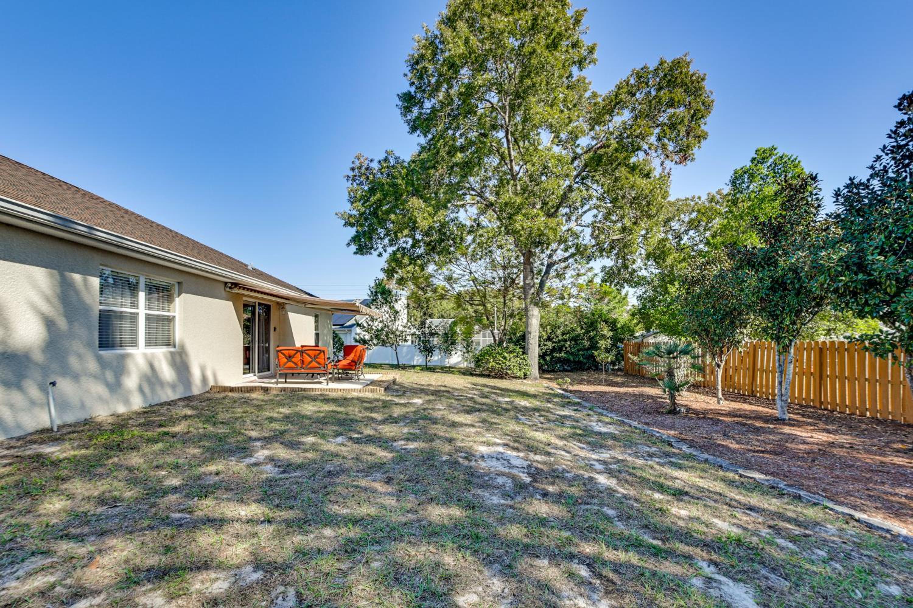 4 Mi to Weeki Wachee Springs! Fun-Filled Home
