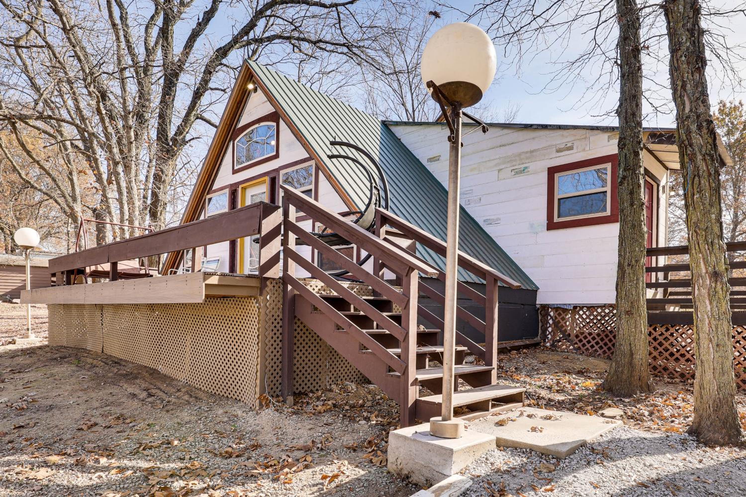 5 Mi to Old Odessa Cabin with Deck and Rural Views