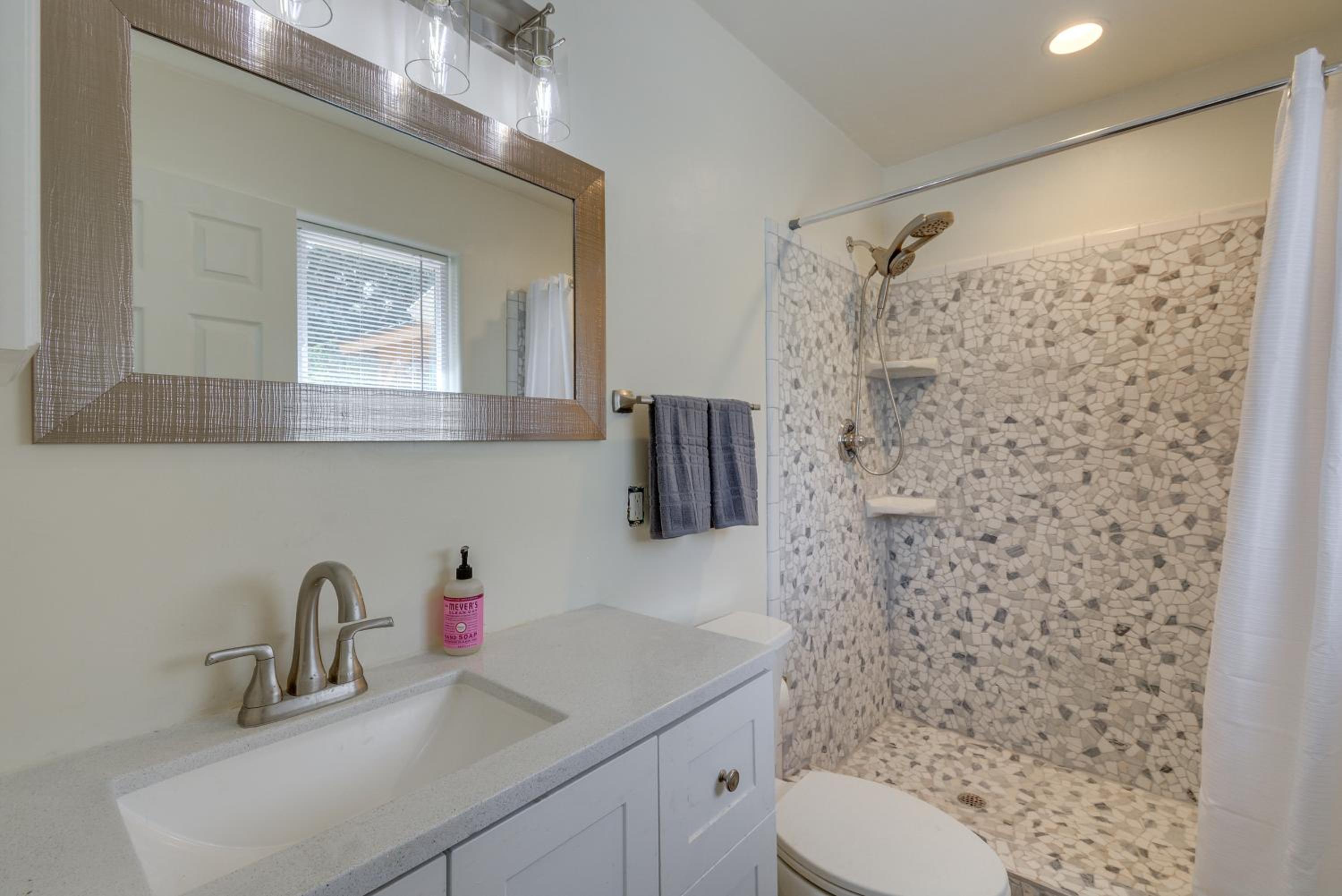 Dog Friendly! Peaceful Wooded Retreat in Prescott